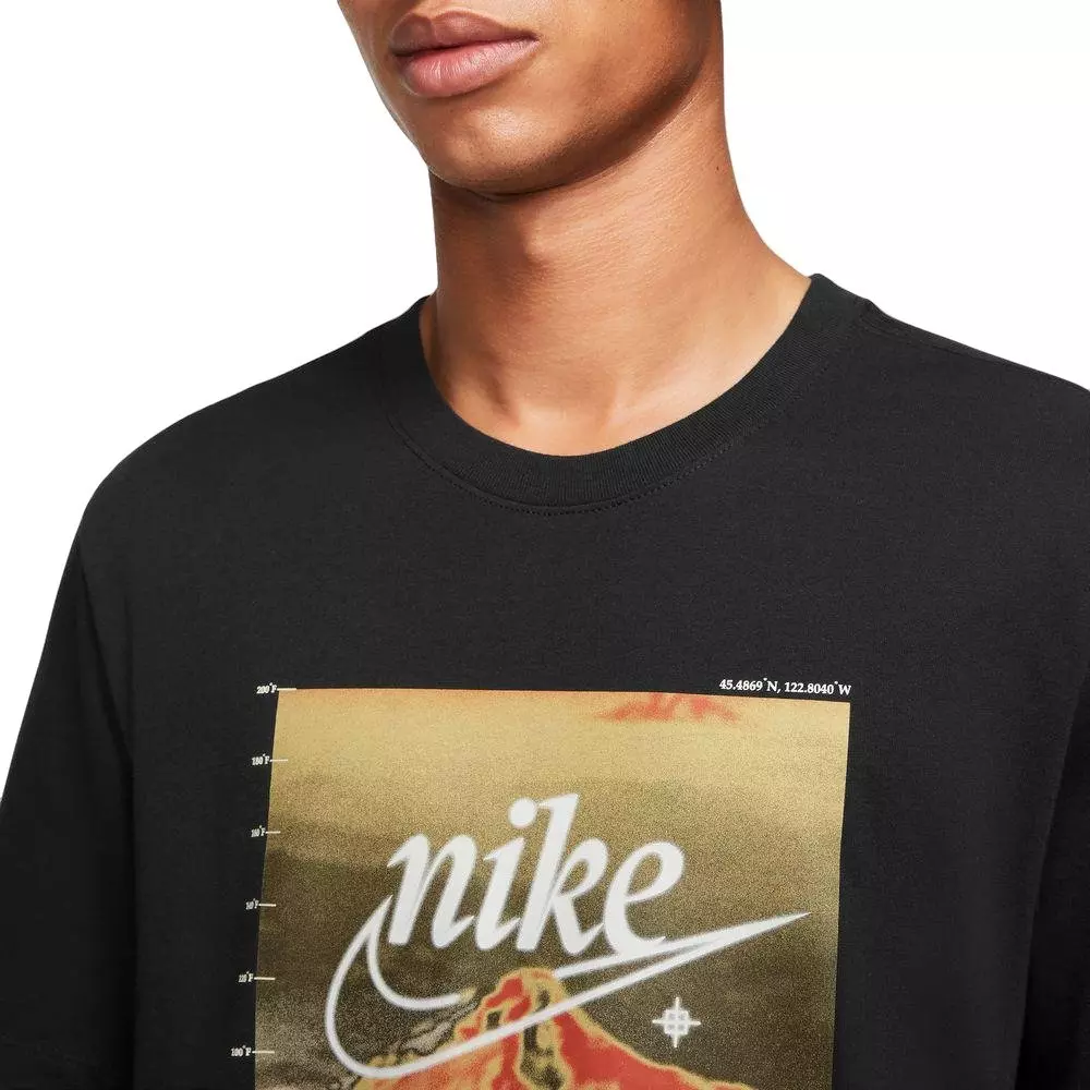 Nike Men's Mountain Photo Tee - Black - BLACK