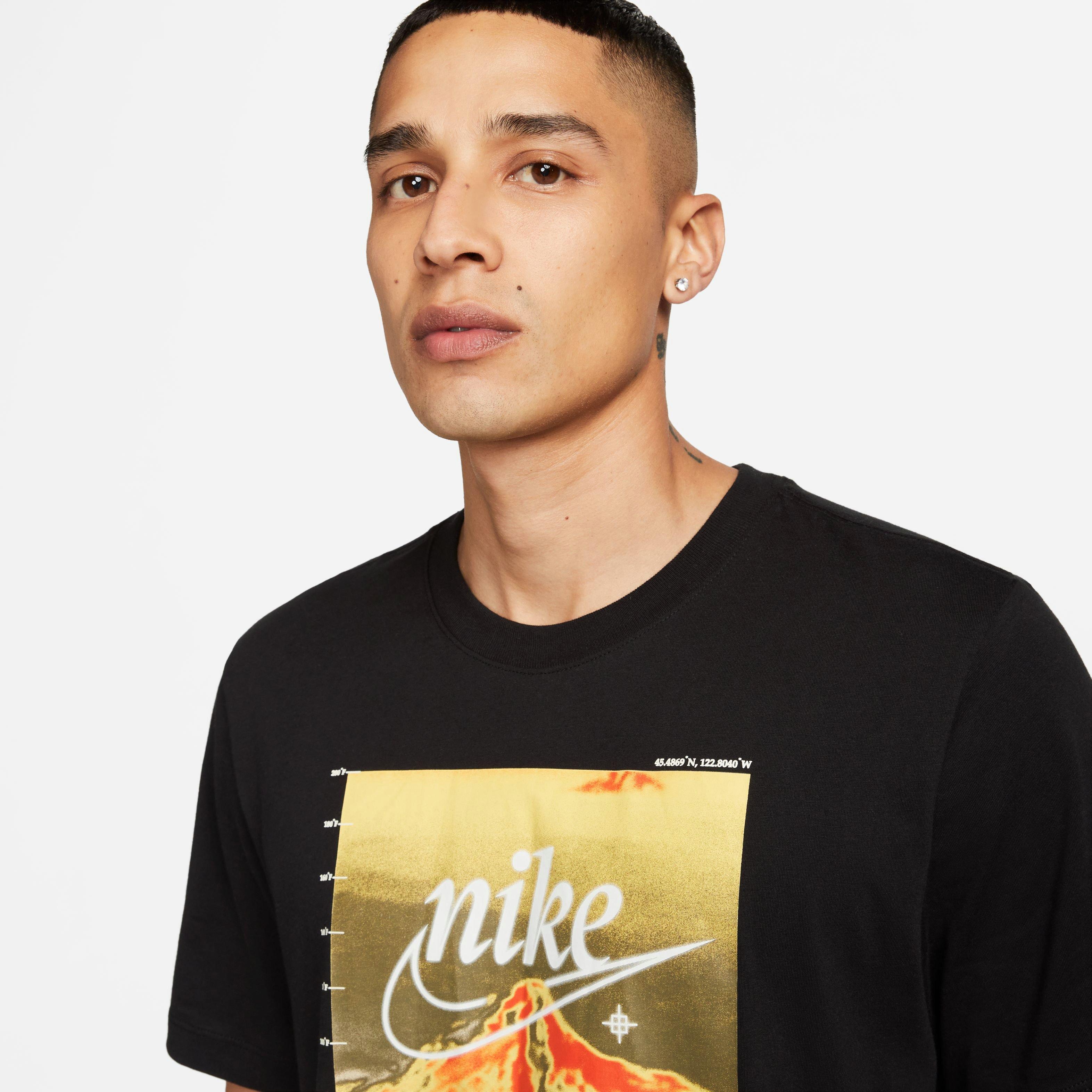 Nike Men's Mountain Photo Tee - Black - BLACK Thumbnail View 4