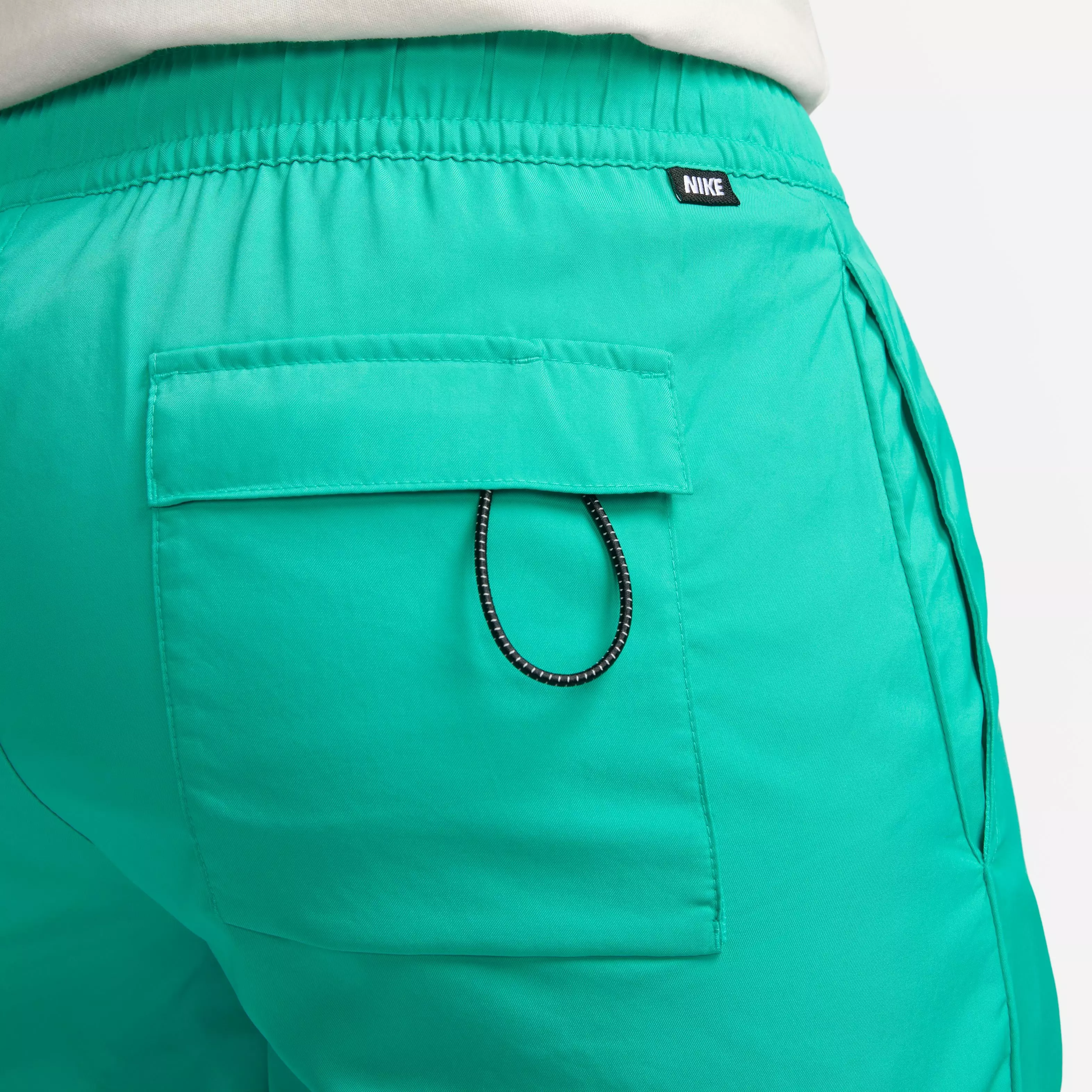 Nike Men's Sportswear Sport Essentials Woven Lined Flow Shorts-Jade - JADE