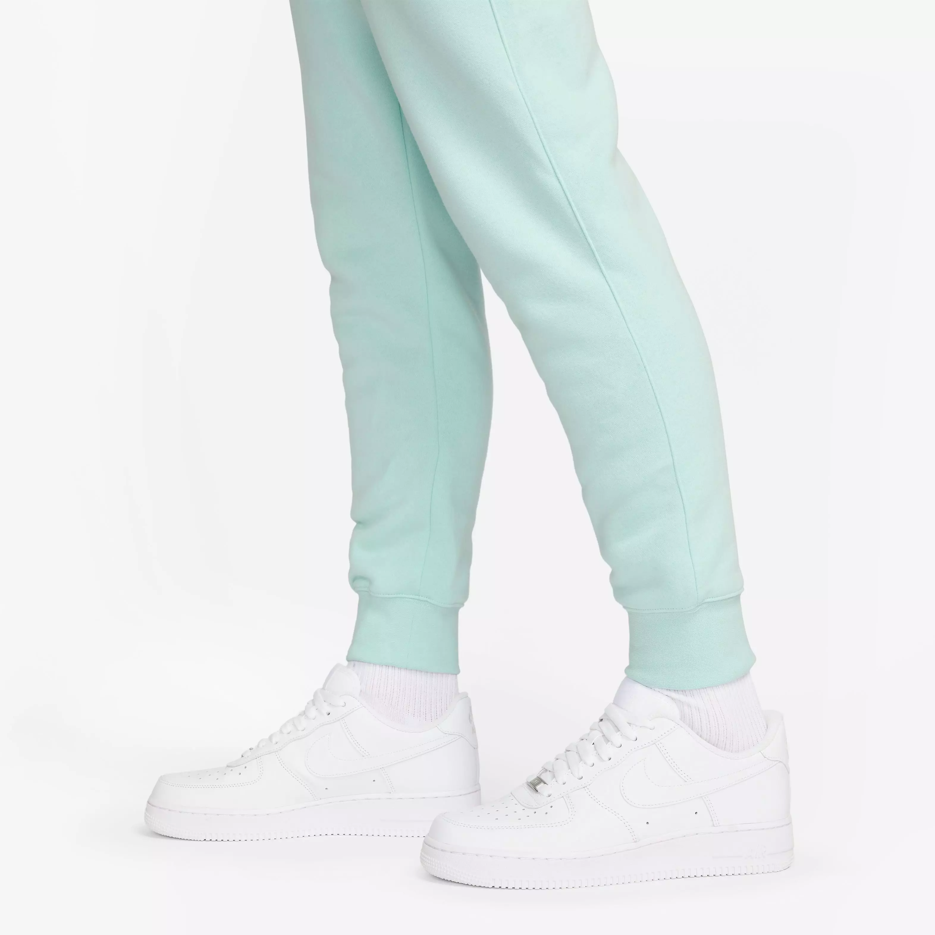 Nike Men's Sportswear Club Fleece Joggers-Jade - JADE