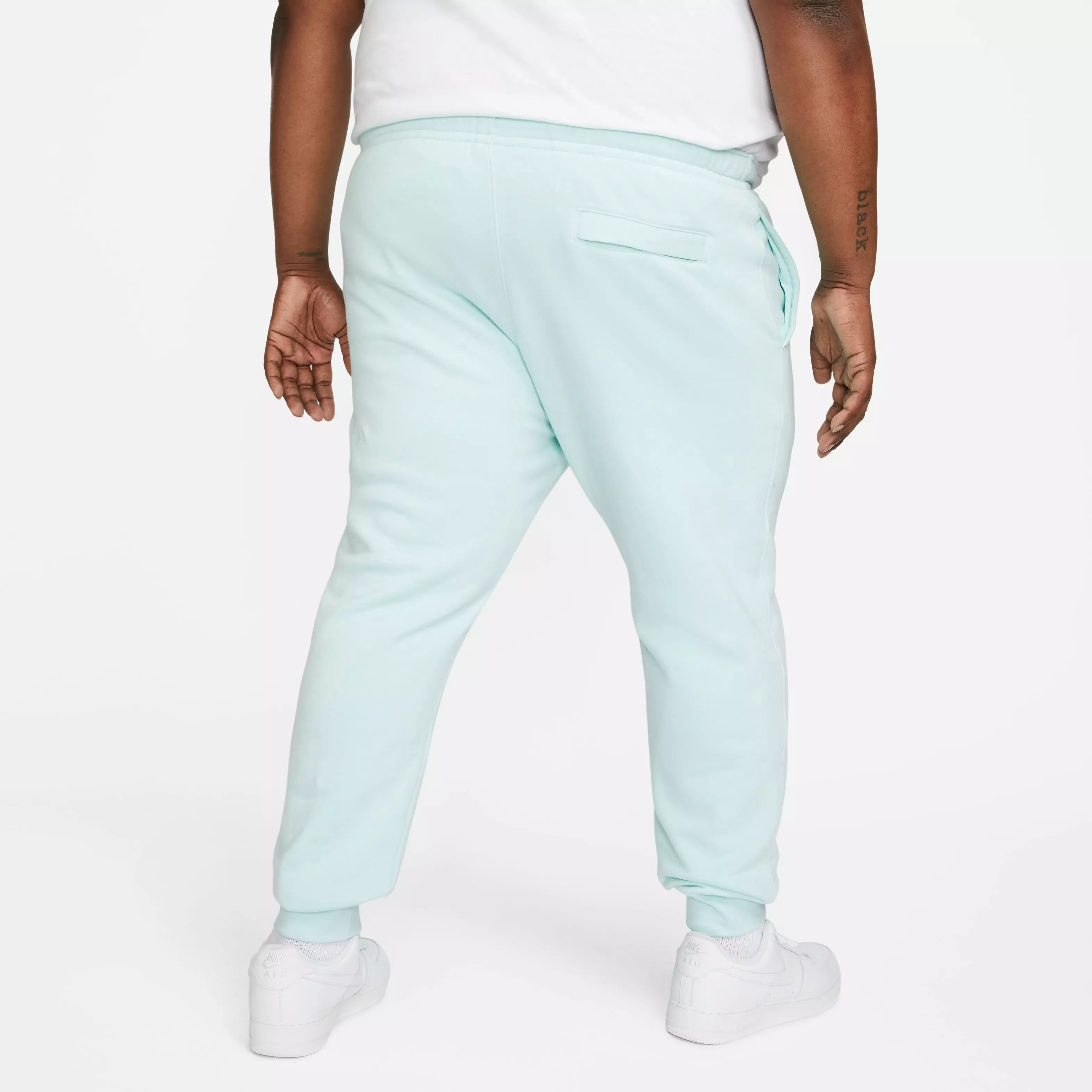 Nike Men's Sportswear Club Fleece Joggers - Jade - JADE