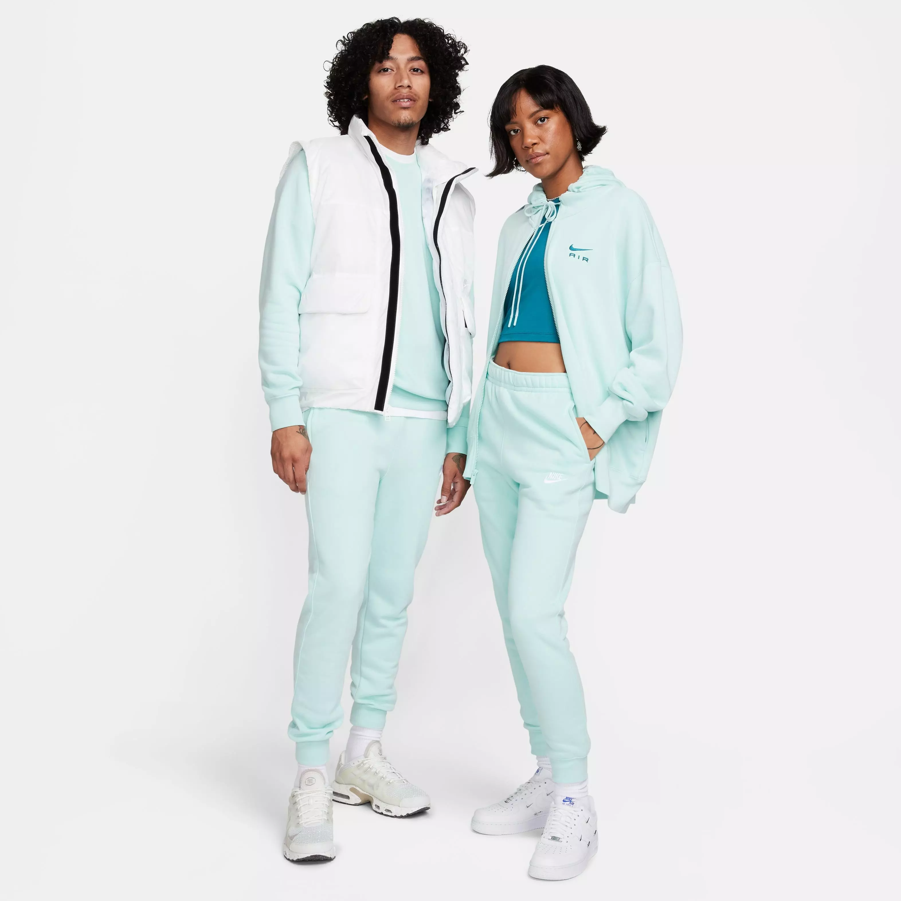 Nike Men's Sportswear Club Fleece Joggers-Jade - JADE