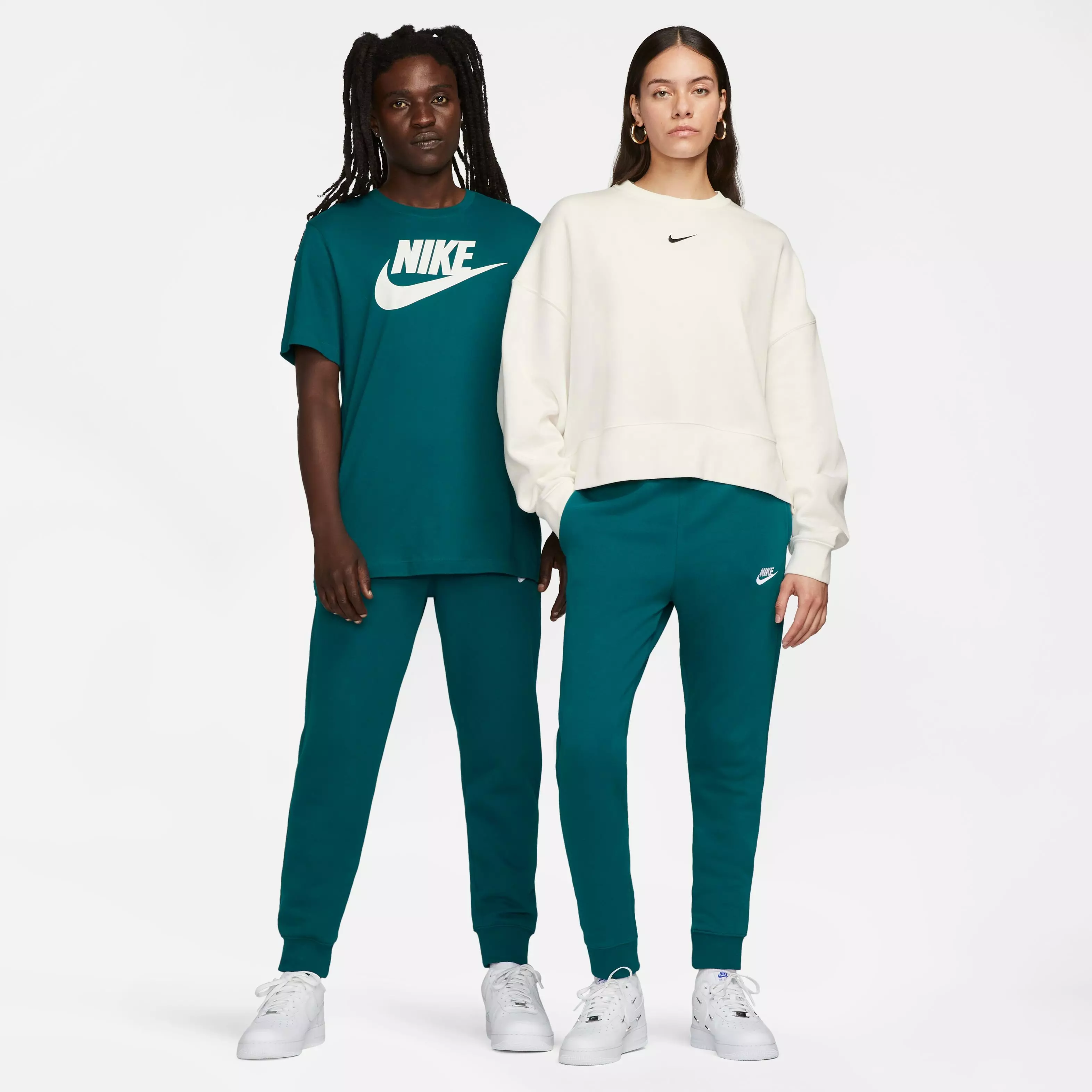Nike Men's Sportswear Club Fleece Joggers-Teal - TEAL