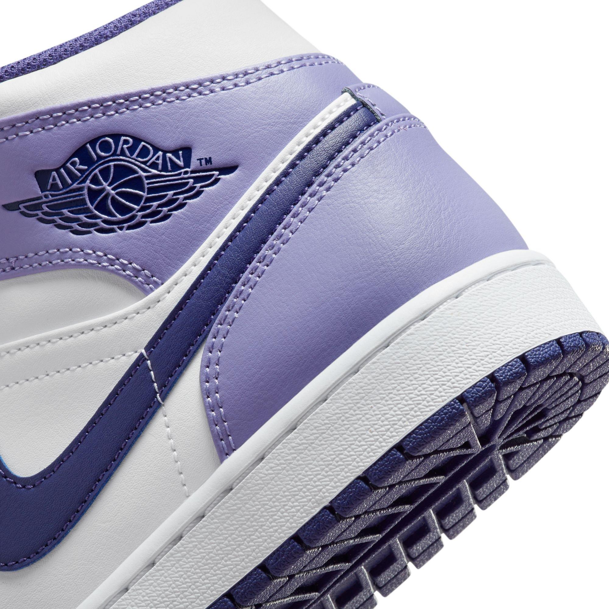 Jordan 1 Mid "Sky J Purple/White/Sky J Light Purple" Men's Shoe - PURPLE/WHITE Thumbnail View 11
