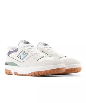 A GUM BOTTOM CHANGES EVERYTHING! New Balance 550 WHITE GUM On Foot