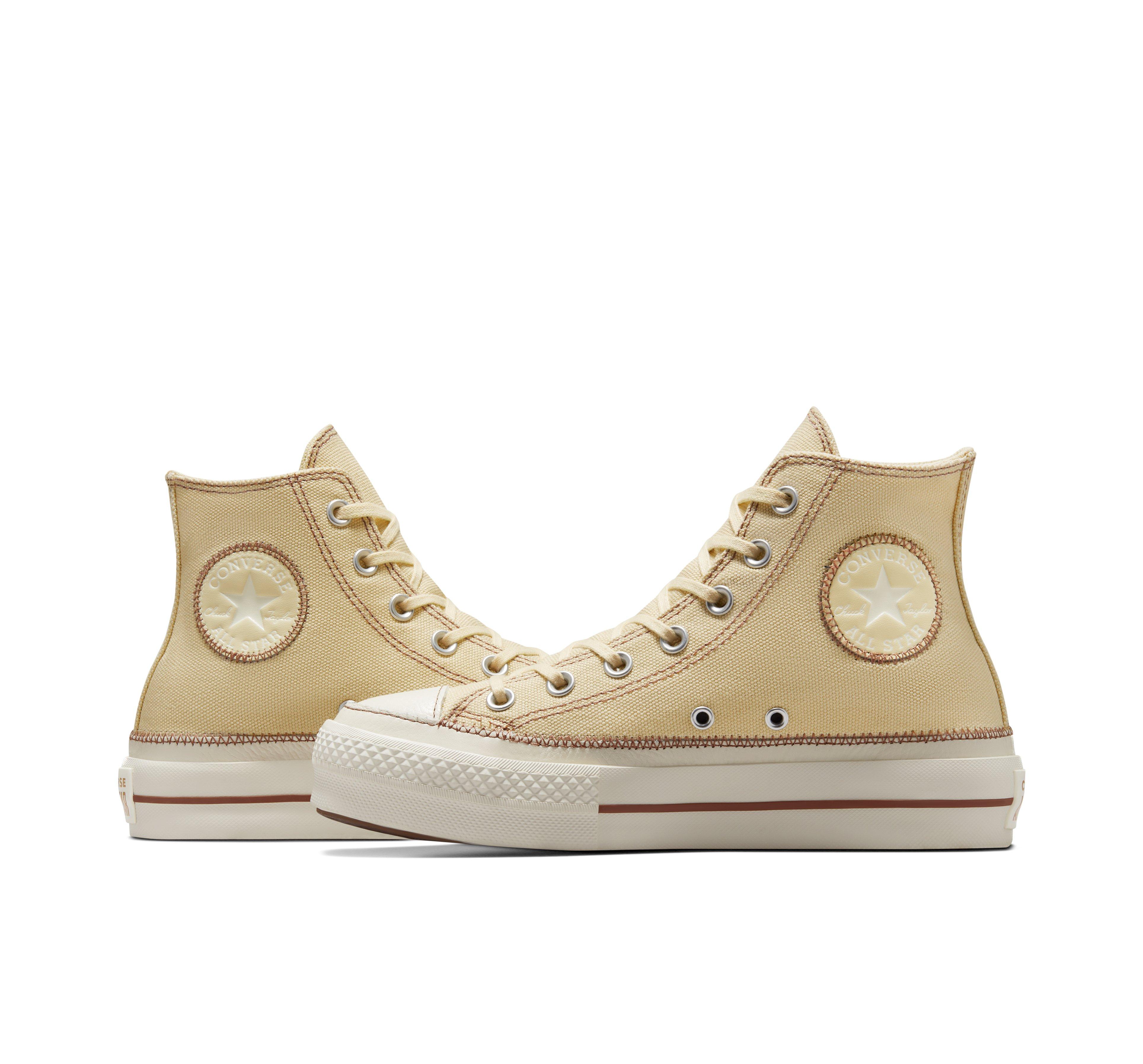 A really big shoe: 'Chuck Taylor All Star' exhibit opens - The