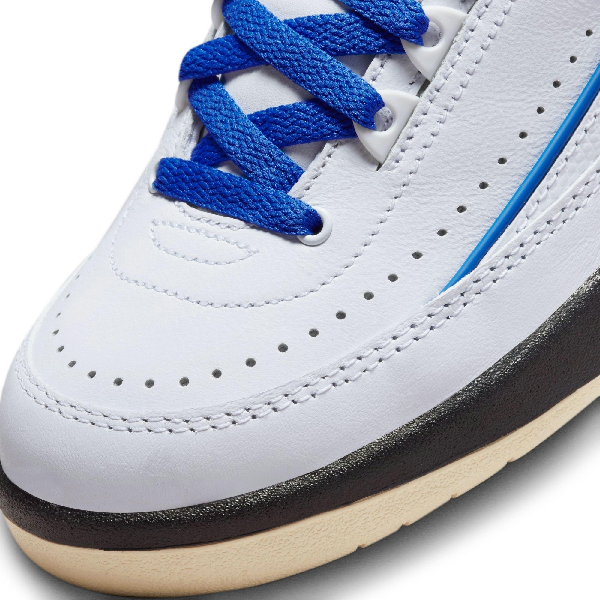 Jordan 2 Retro Low "Varsity Royal" Women's Shoe - WHITE/VARSITY ROYAL/BLACK Thumbnail View 4