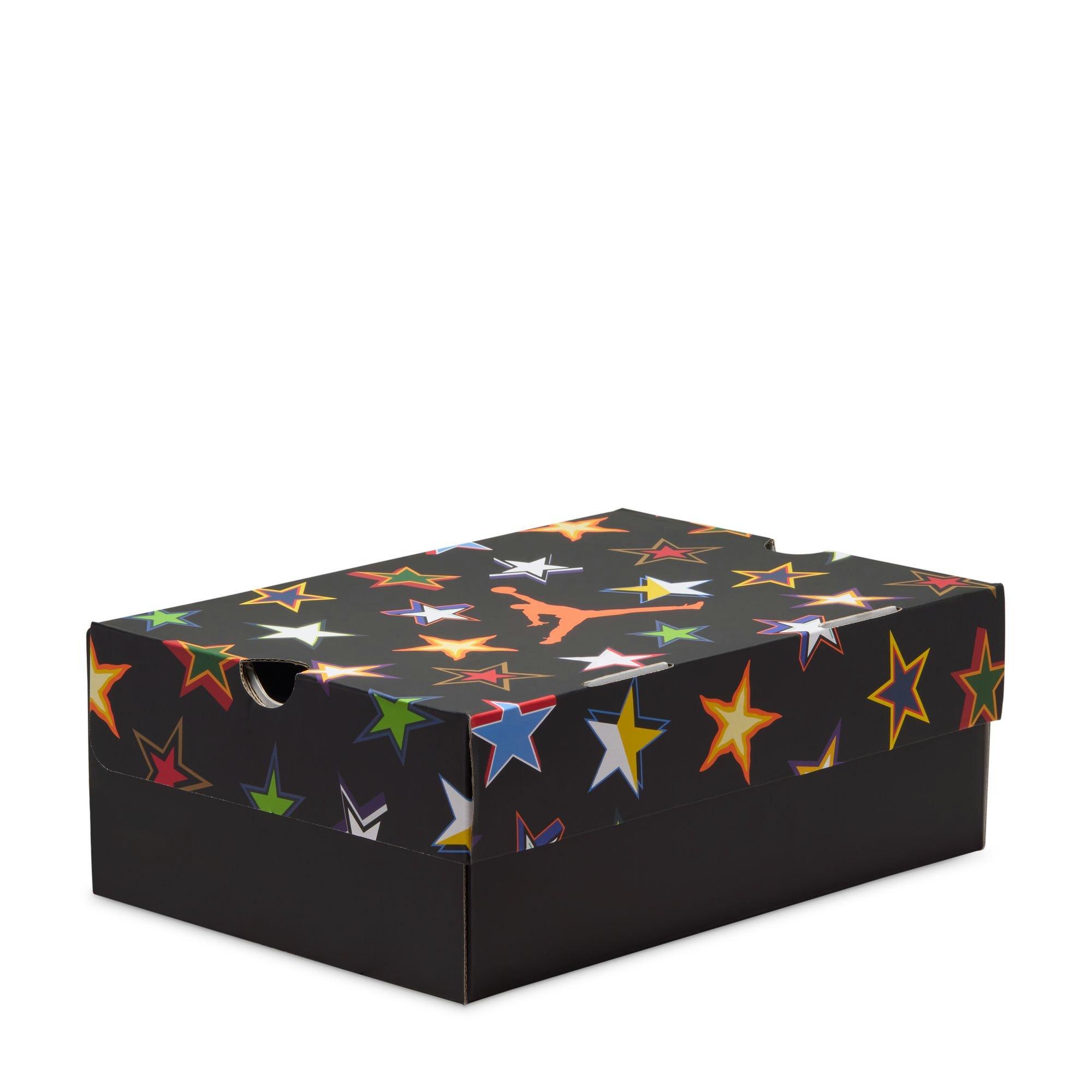 Jordan 12 Retro "Brilliant Orange" Women's Shoe - BLACK/BRILLIANT ORNGE/WHITE Thumbnail View 5