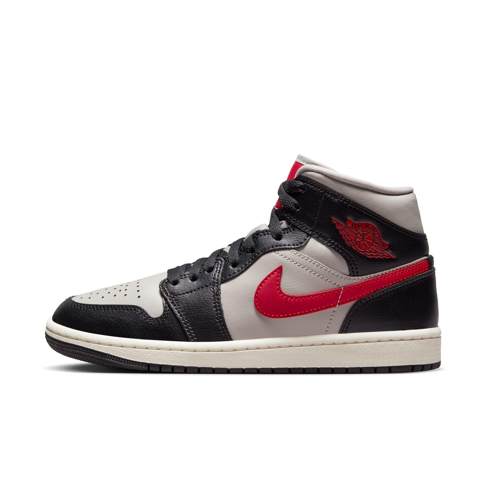 Jordan 1 Mid "Black/Gym Red" Women's Shoe - BLACK/RED Thumbnail View 3