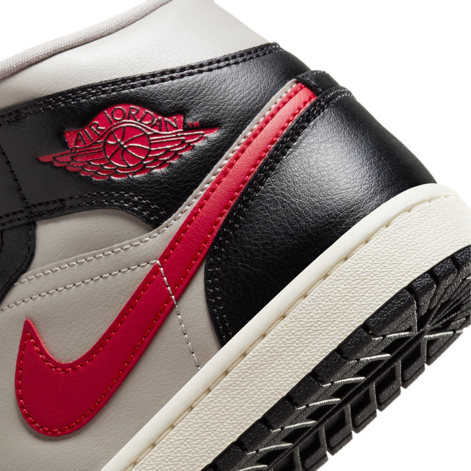 Jordan 1 Mid "Black/Gym Red" Women's Shoe - BLACK/RED Thumbnail View 9