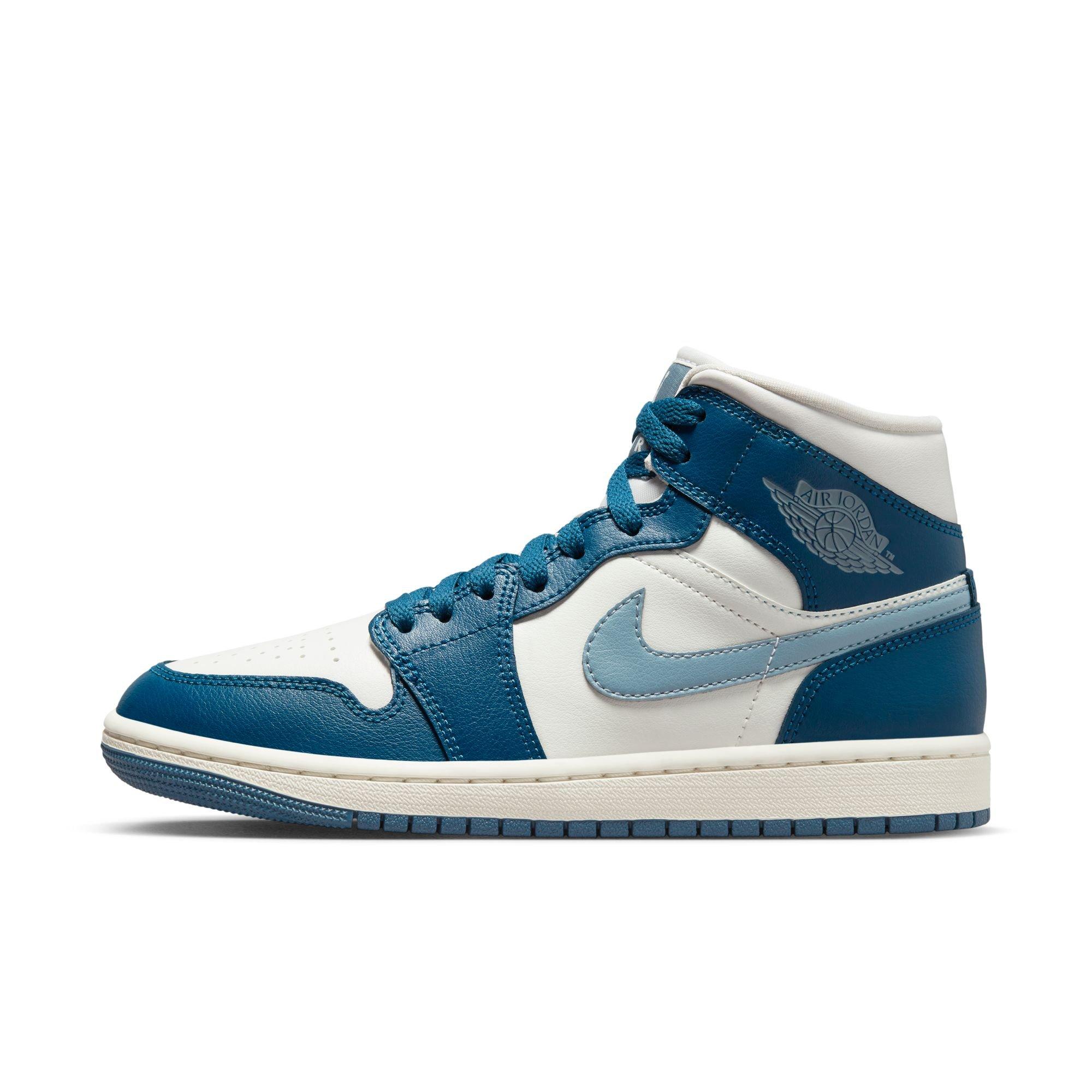Jordan 1 Mid "Sky J French Blue/Ozone Blue/Sail" Women's Shoe - WHITE/BLUE Thumbnail View 3