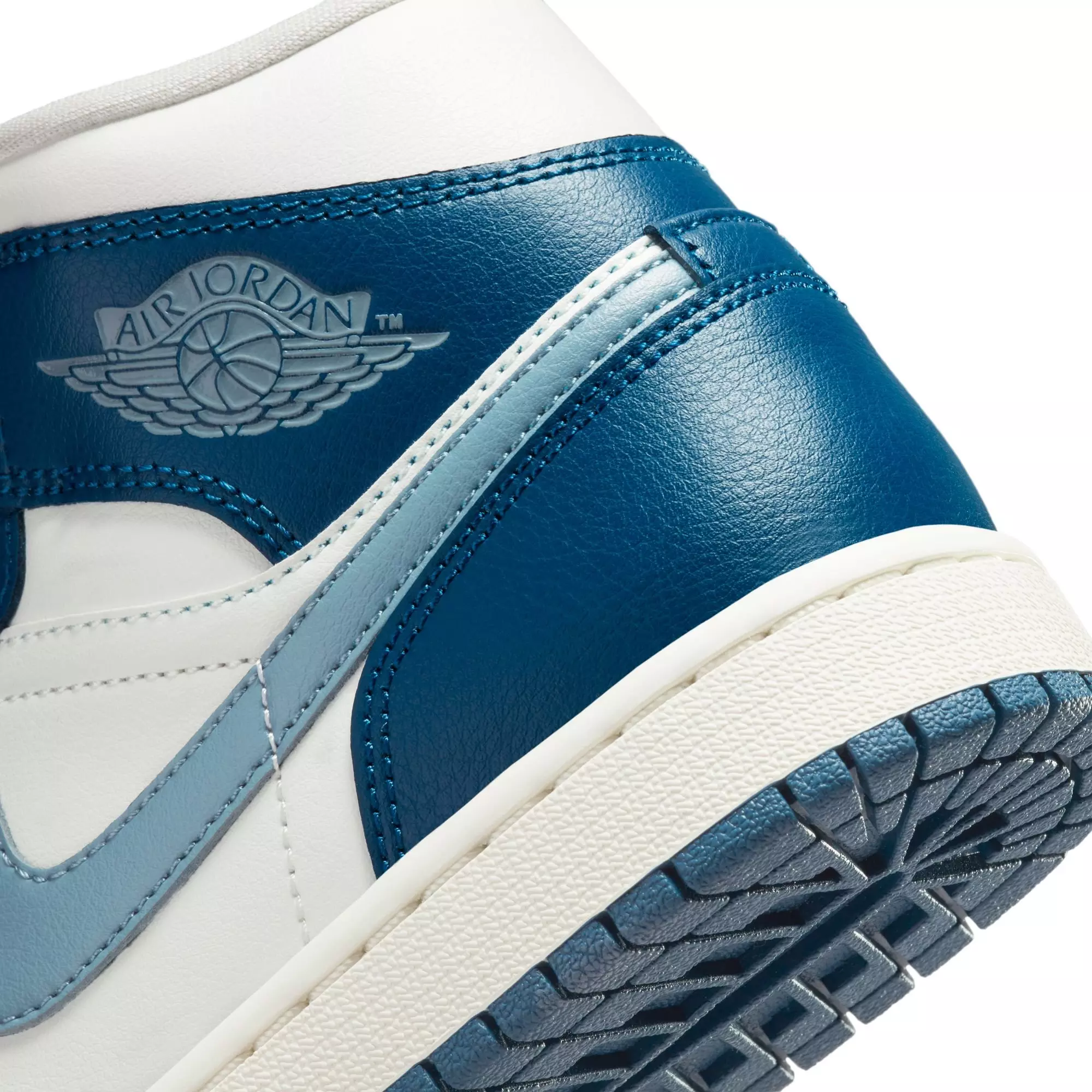 Jordan 1 Mid "Sky J French Blue/Ozone Blue/Sail" Women's Shoe - WHITE/BLUE