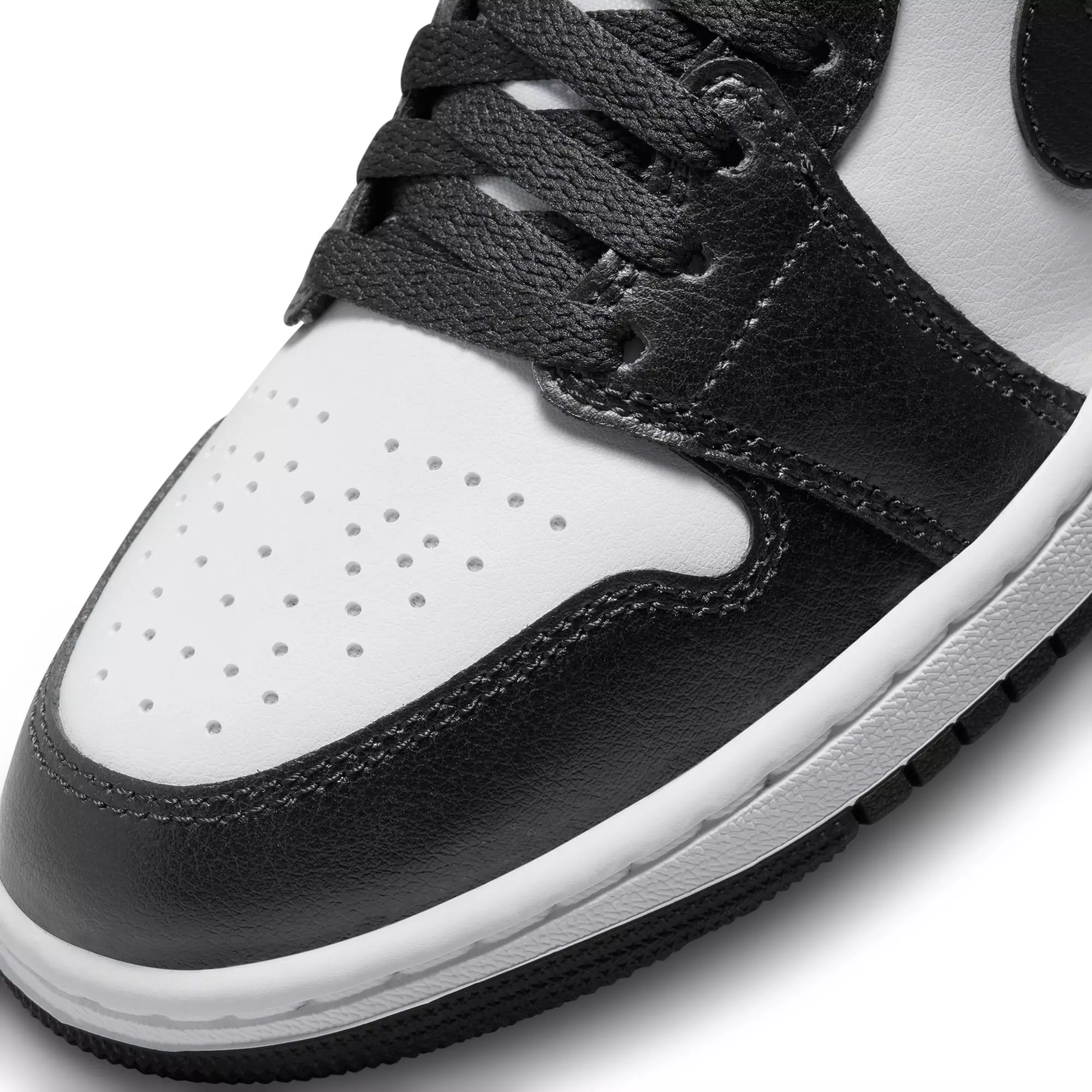 Jordan 1 Mid "White/Black" Women's Shoe - WHITE/BLACK