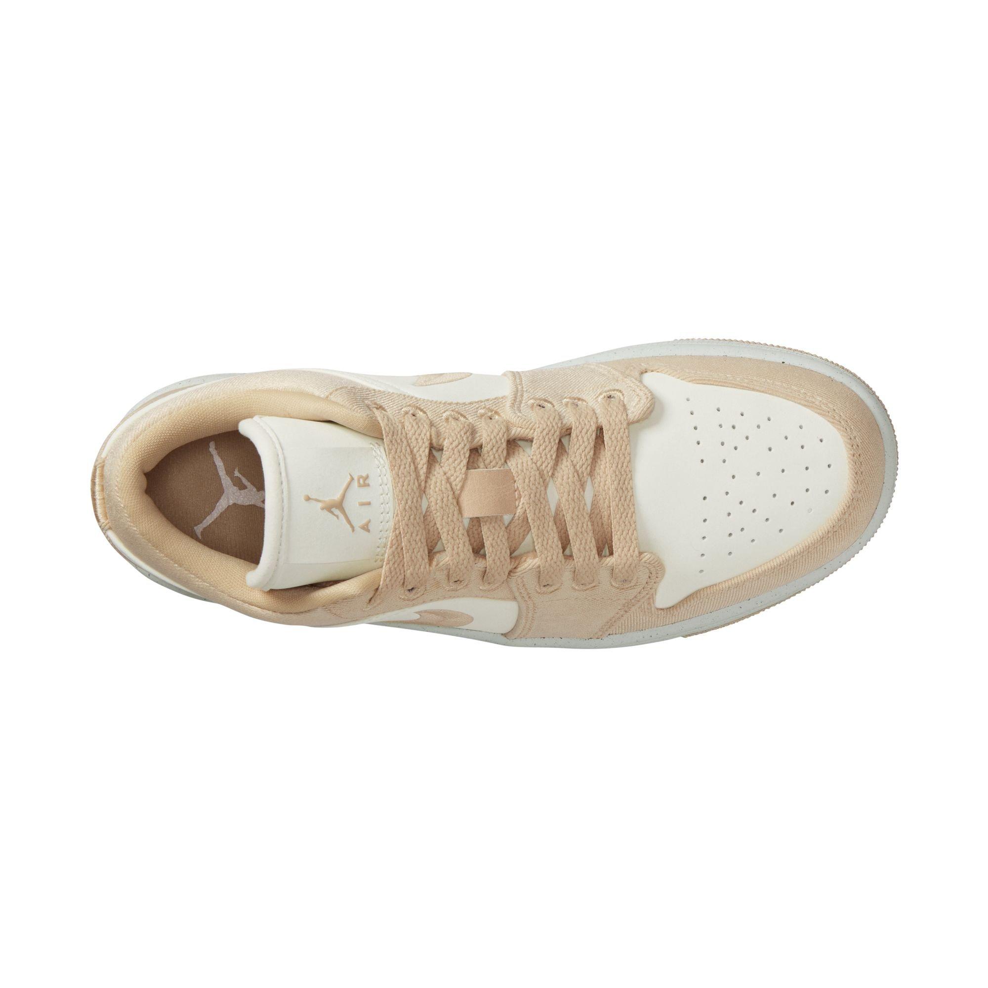 Jordan 1 Low SE Women's "Team Gold/Sail" Shoe