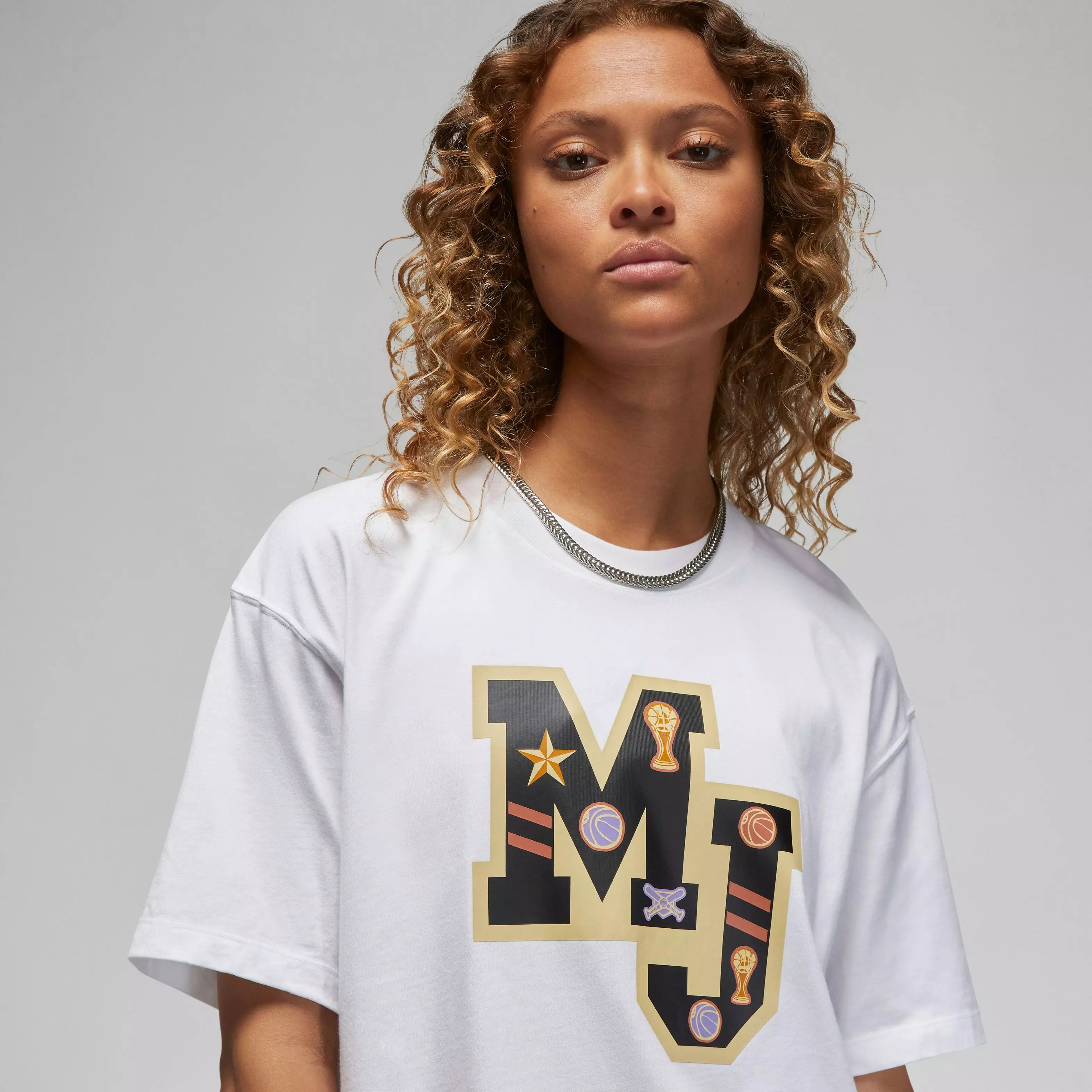 Jordan Women's Girlfriend Graphics Tee - White - WHITE