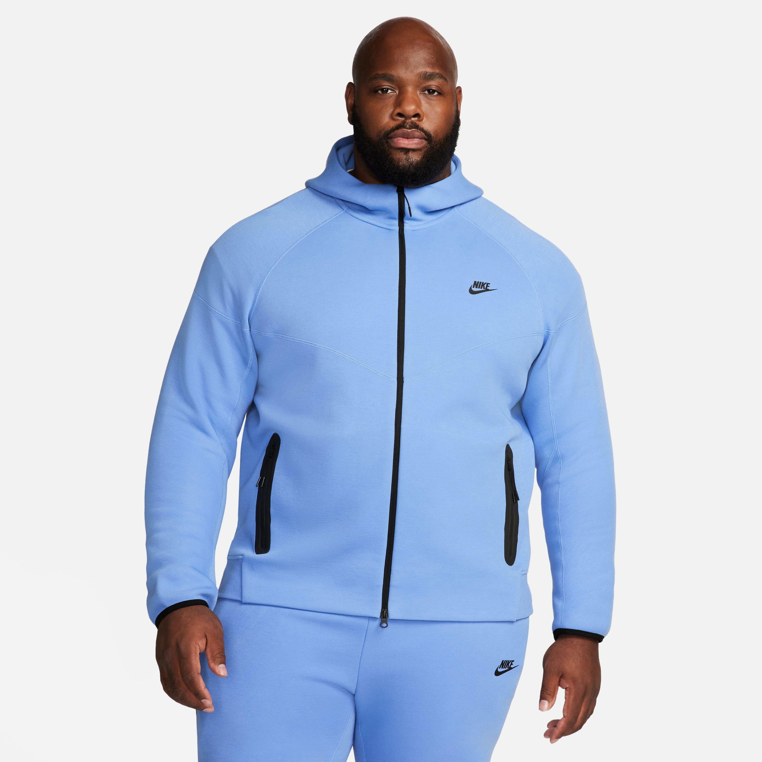 Nike hoodies 2025 hibbett sports