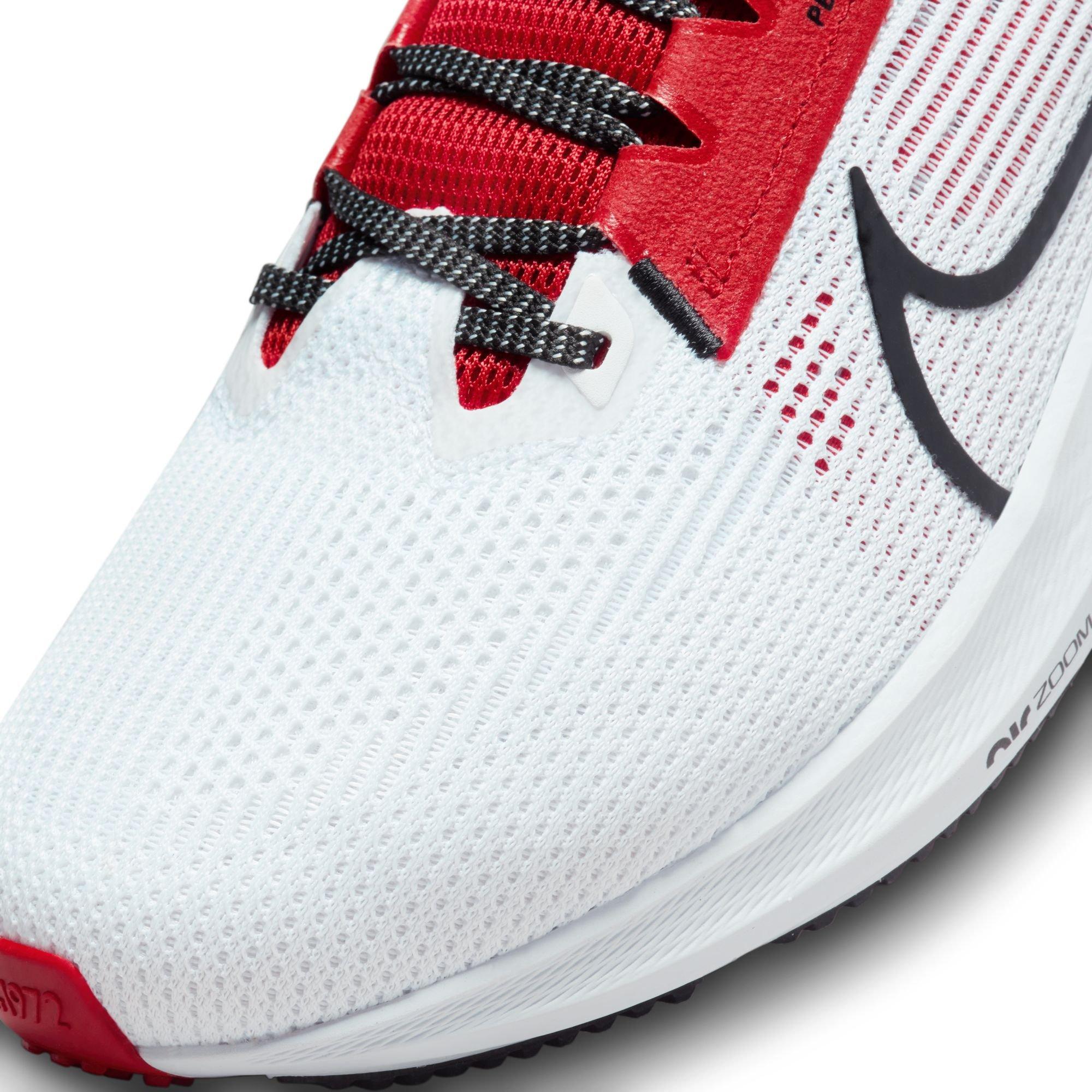 Nike Pegasus 40 "Georgia" Men's Running Shoe - WHITE/BLACK/UNIVERSITY RED Thumbnail View 5