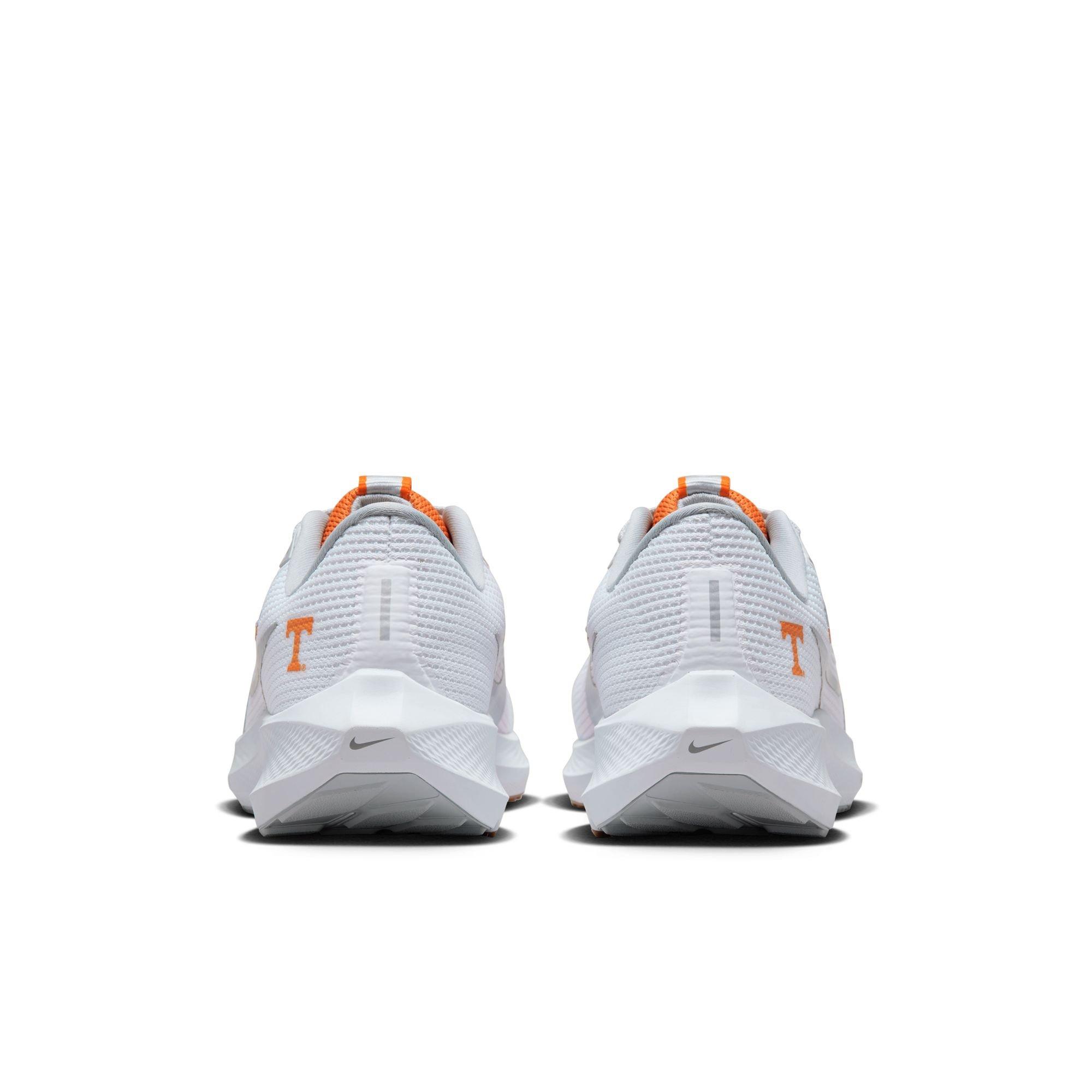 Nike Pegasus 40 "Tennessee" Men's Running Shoe - WHITE/WOLF GREY/BRIGHT CERAMIC Thumbnail View 11