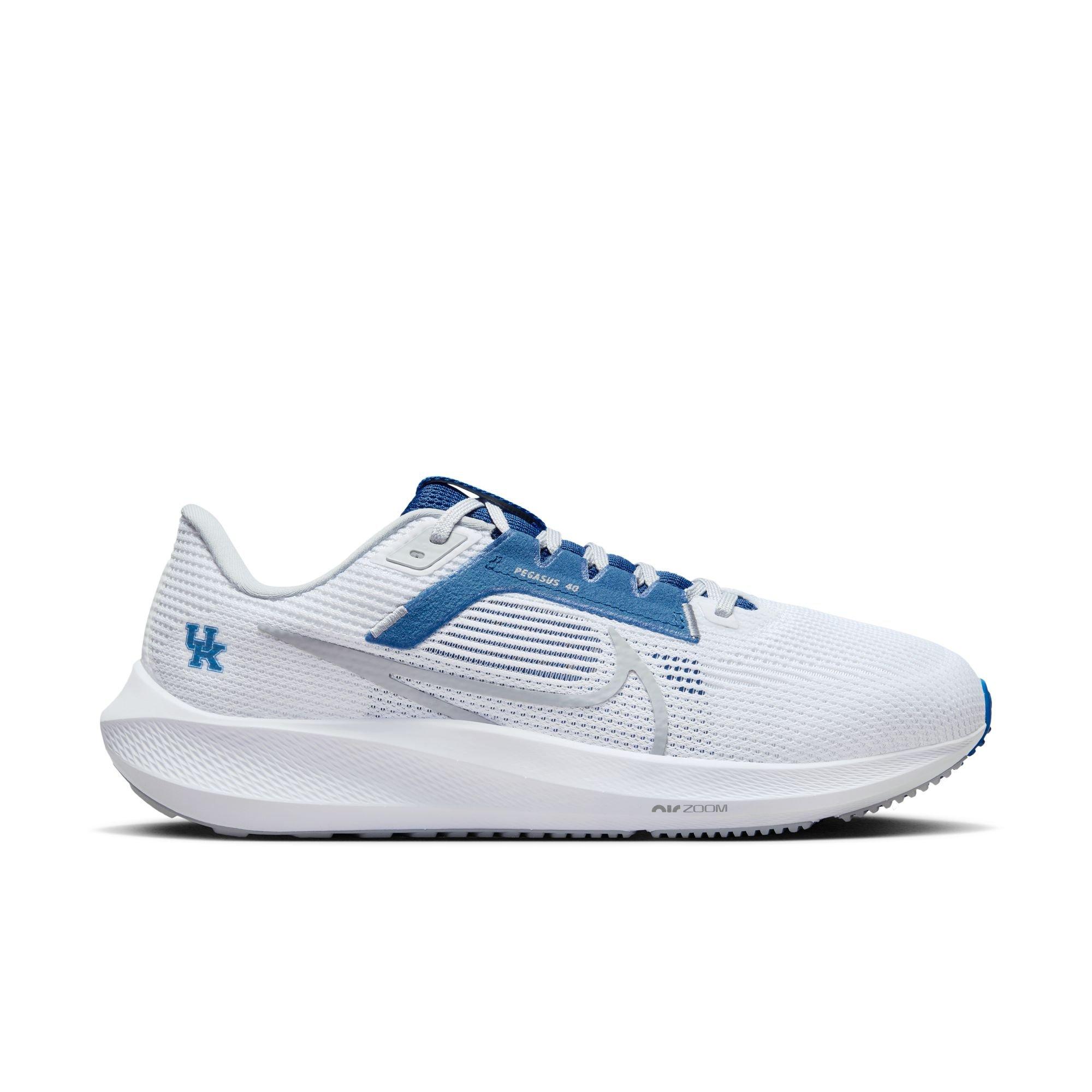 Nike Pegasus 40 UNC Men's Running Shoe - Hibbett