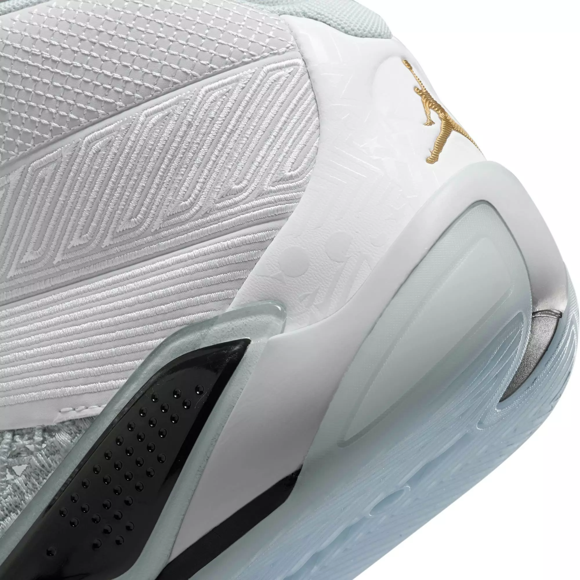 Jordan XXXVIII "FIBA" Men's Basketball Shoe - WHITE/METALLIC GOLD/PURE PLATINUM