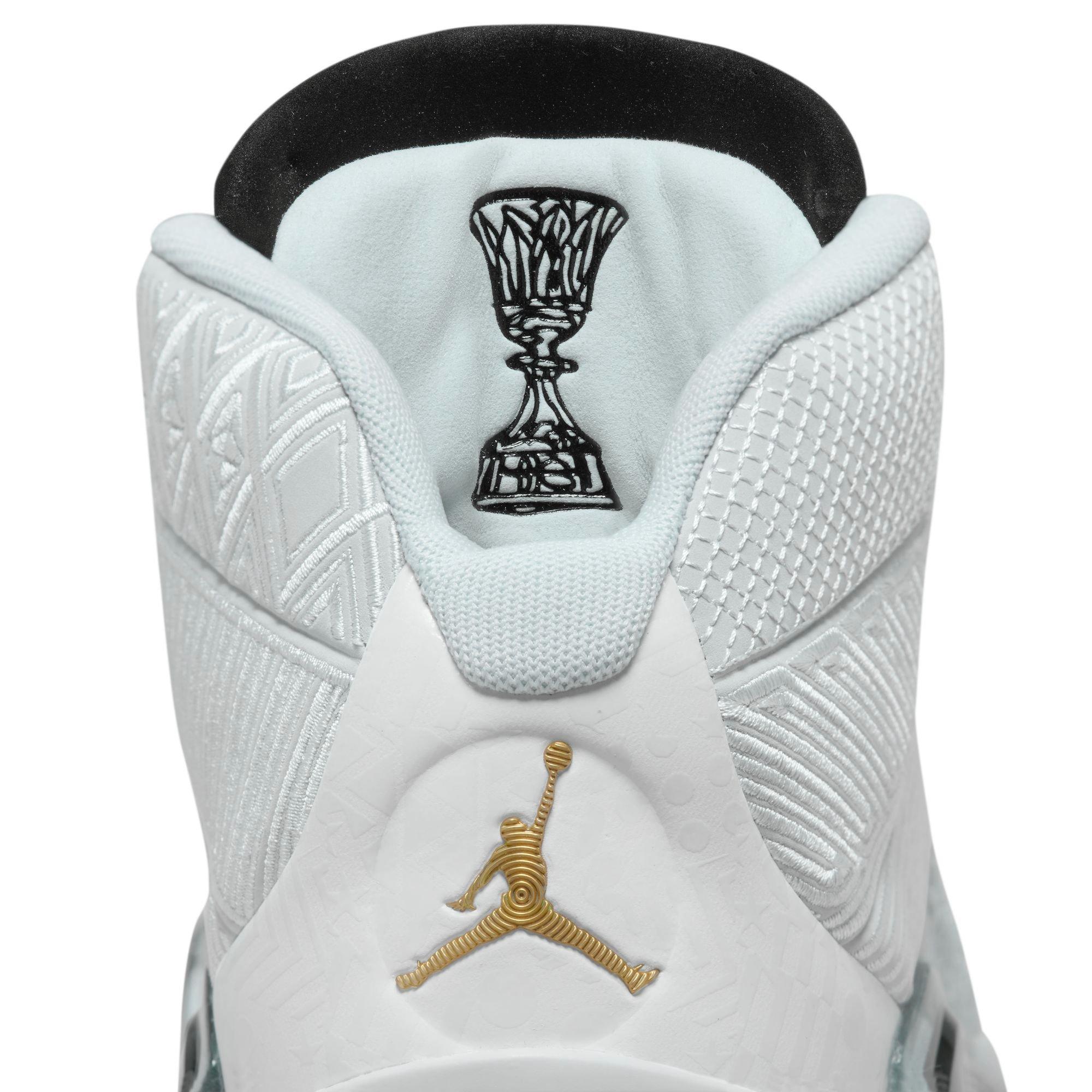 Jordan XXXVIII "FIBA" Men's Basketball Shoe - WHITE/METALLIC GOLD/PURE PLATINUM Thumbnail View 6