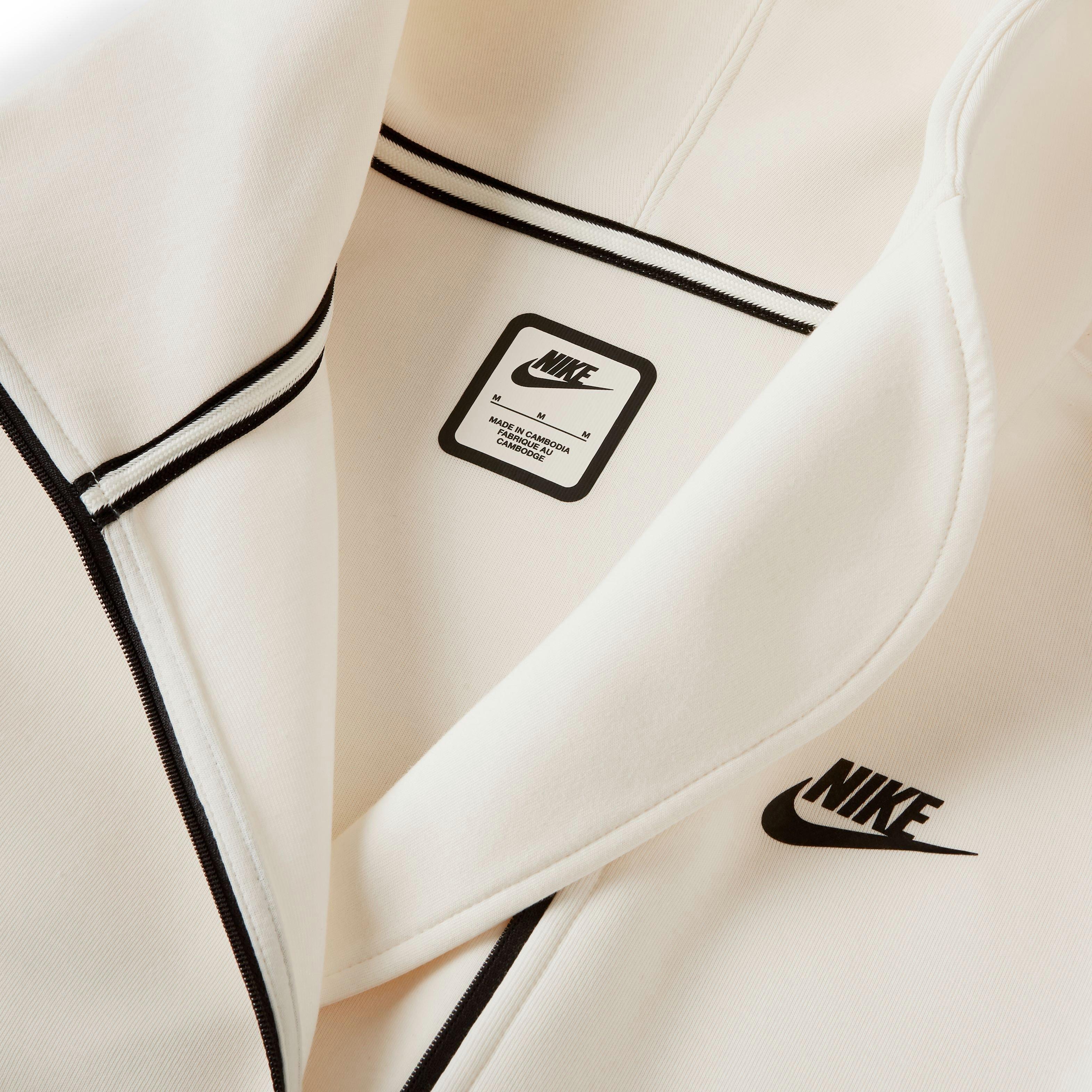 Nike Women's Sportswear Tech Fleece Oversized Loose Cape - IVORY Thumbnail View 7