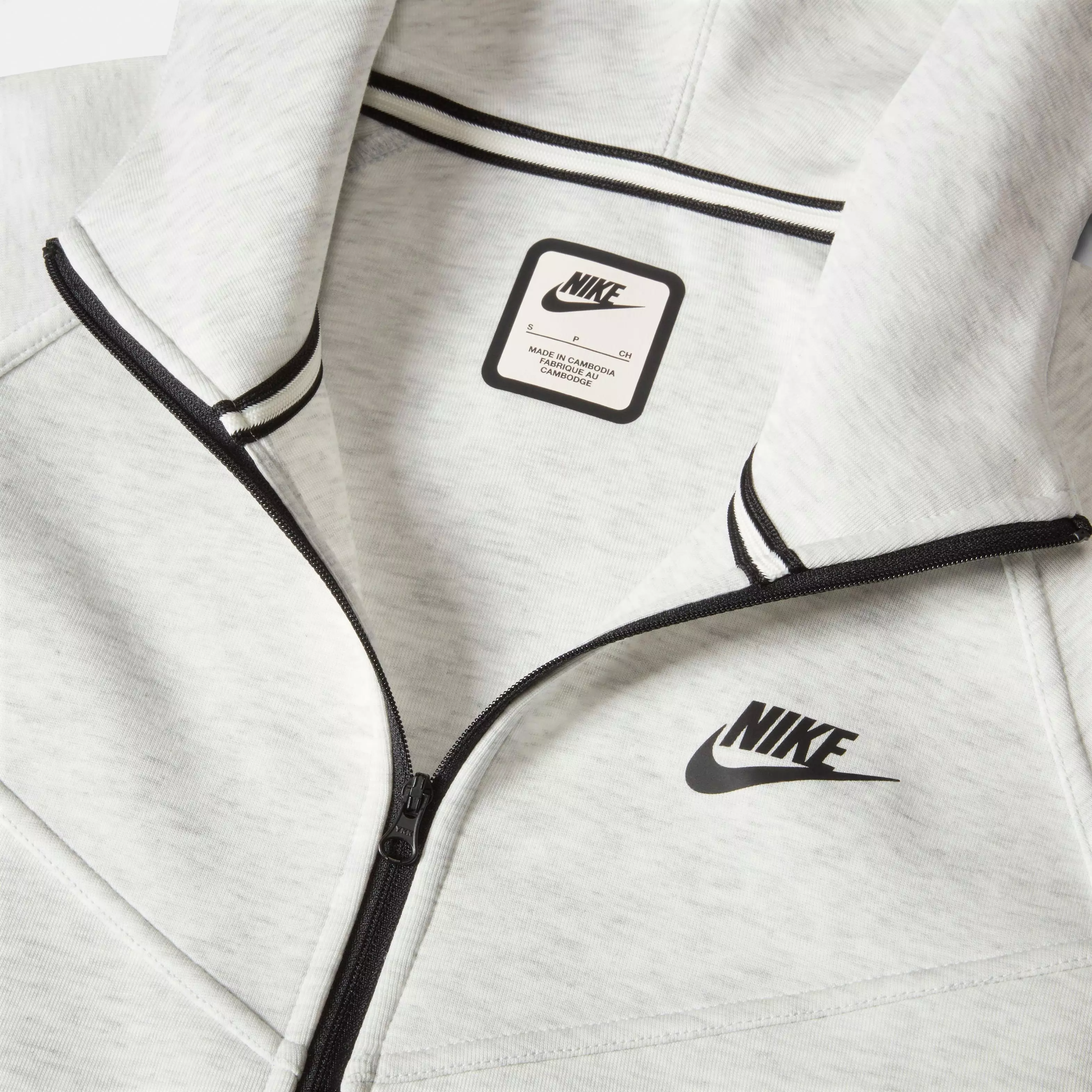 Nike Women's Sportswear Tech Fleece Windrunner Full-Zip Jacket-Lt Grey - LT GREY