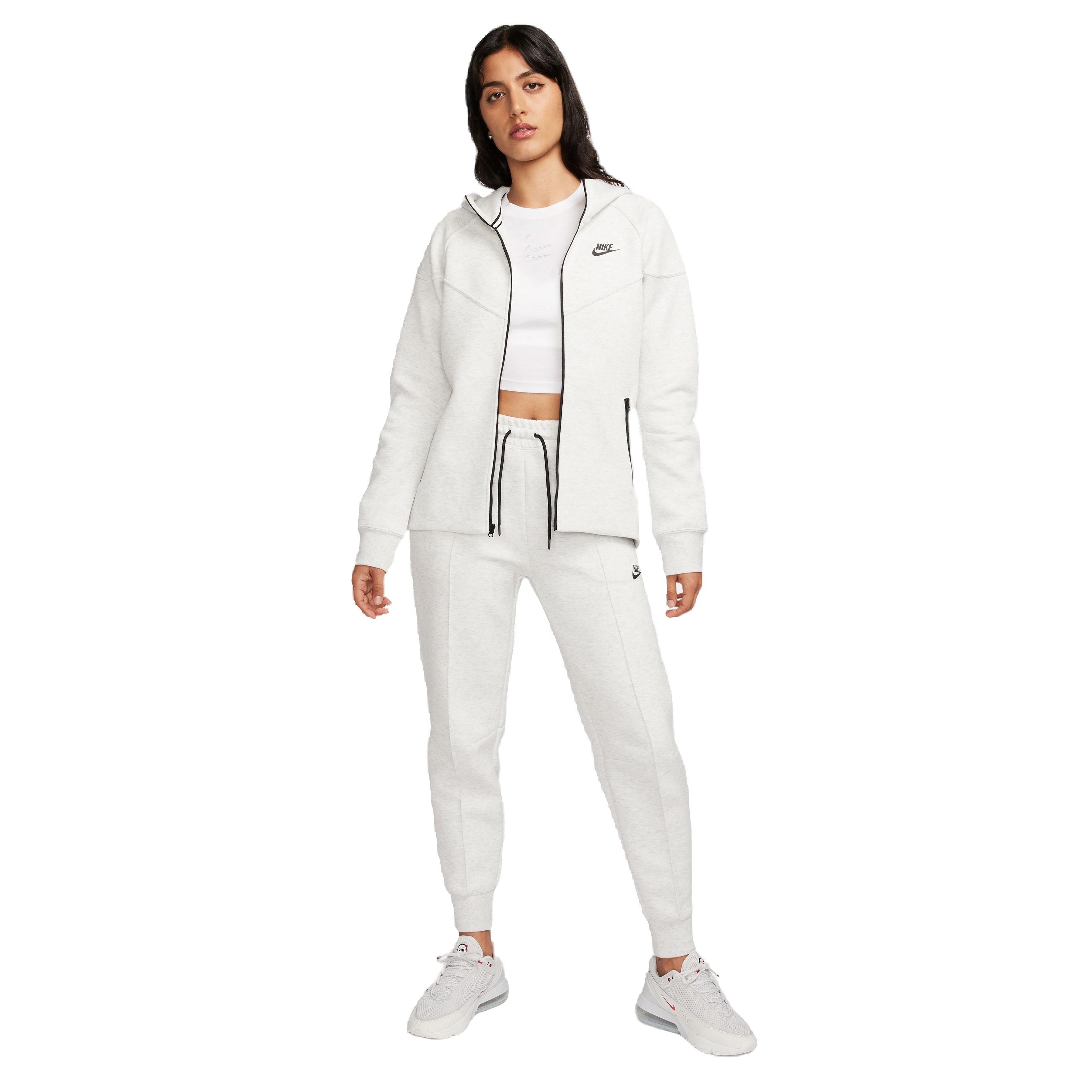 Nike tech best sale fleece windrunner white