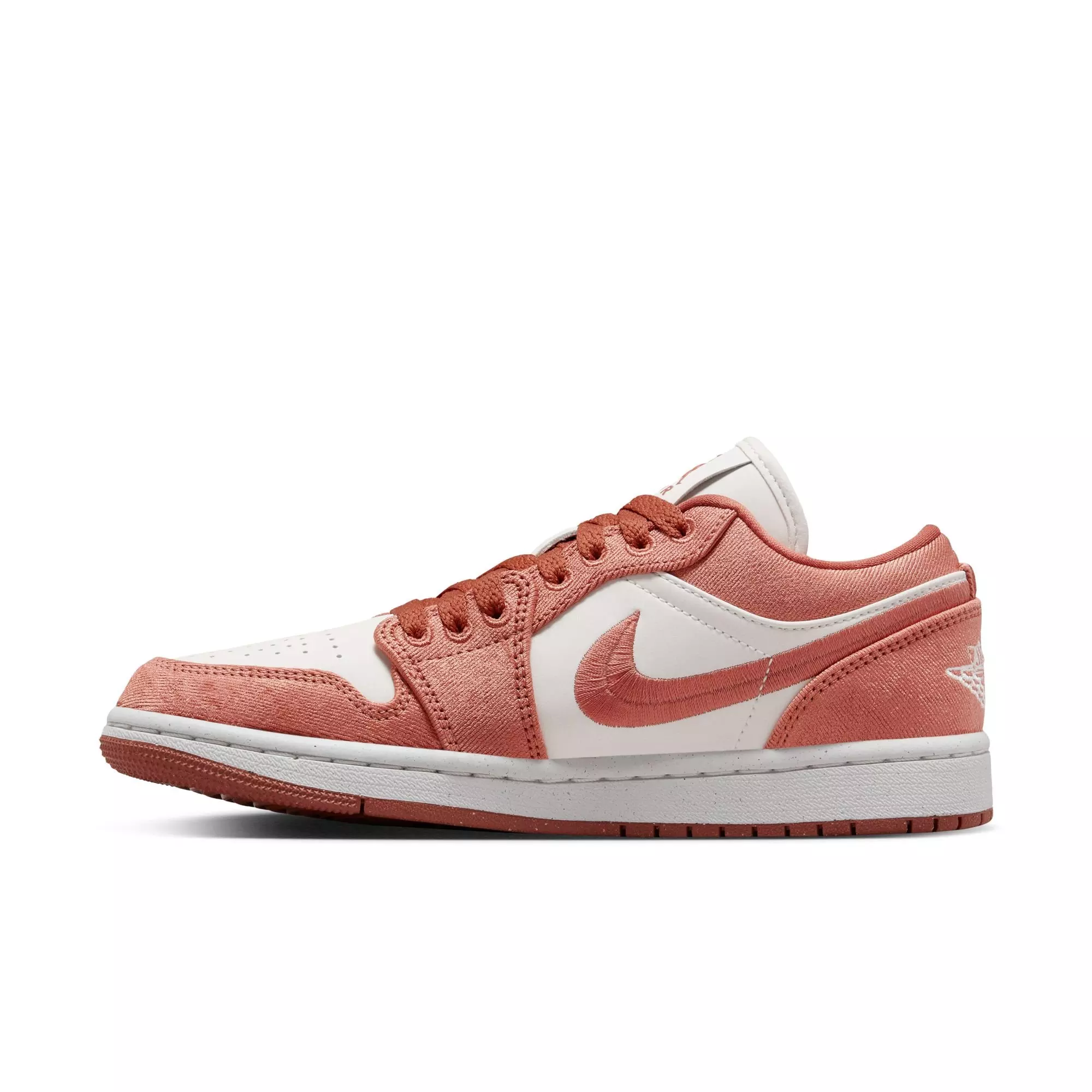 Jordan 1 Low SE "Peach Canvas" Women's Shoe - ORANGE/WHITE