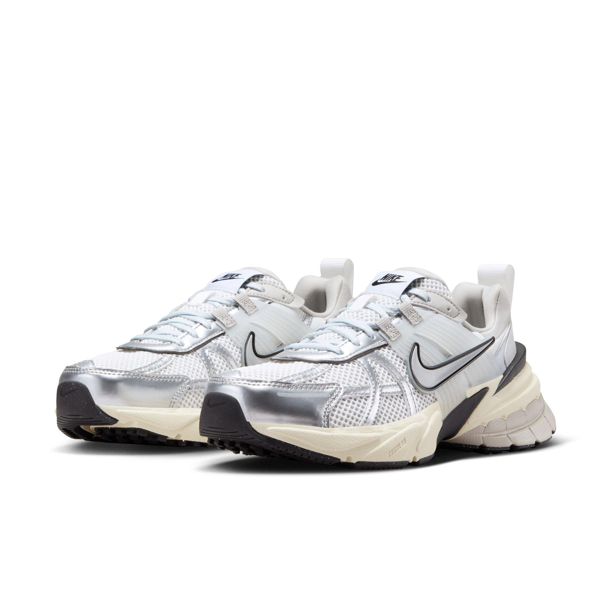 Nike V2K Run "Summit White/Metallic Silver" Women's Running Shoe - SUMMIT WHITE/METALLIC SILVER Thumbnail View 3
