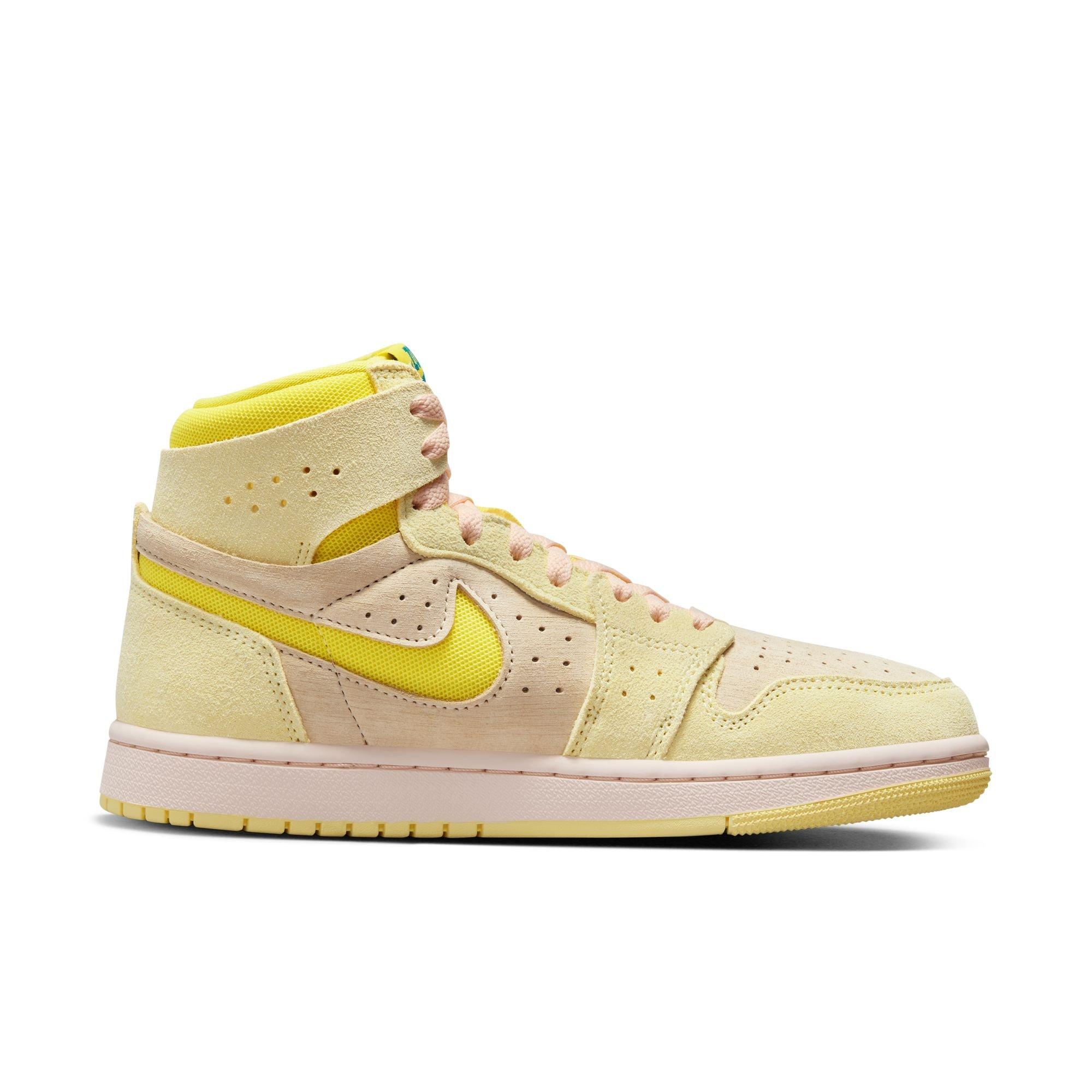 Jordan 1 Zoom CMFT 2 "Citron Tint/Dynamic Yellow/Muslin" Women's Shoe - CITRON TINT/DYNAMIC YELLOW/MUSLIN Thumbnail View 2