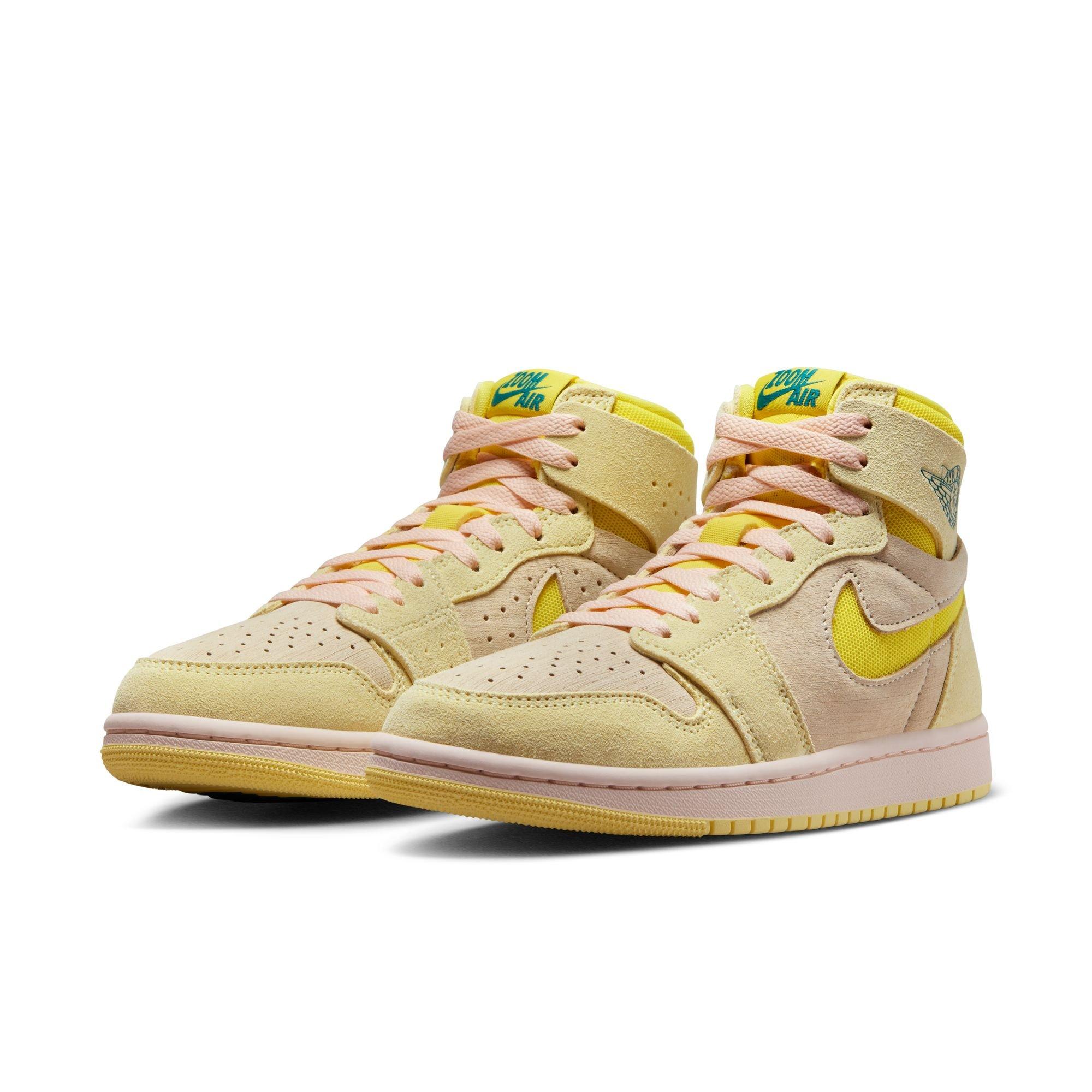 Jordan 1 Zoom CMFT 2 "Citron Tint/Dynamic Yellow/Muslin" Women's Shoe - CITRON TINT/DYNAMIC YELLOW/MUSLIN Thumbnail View 3