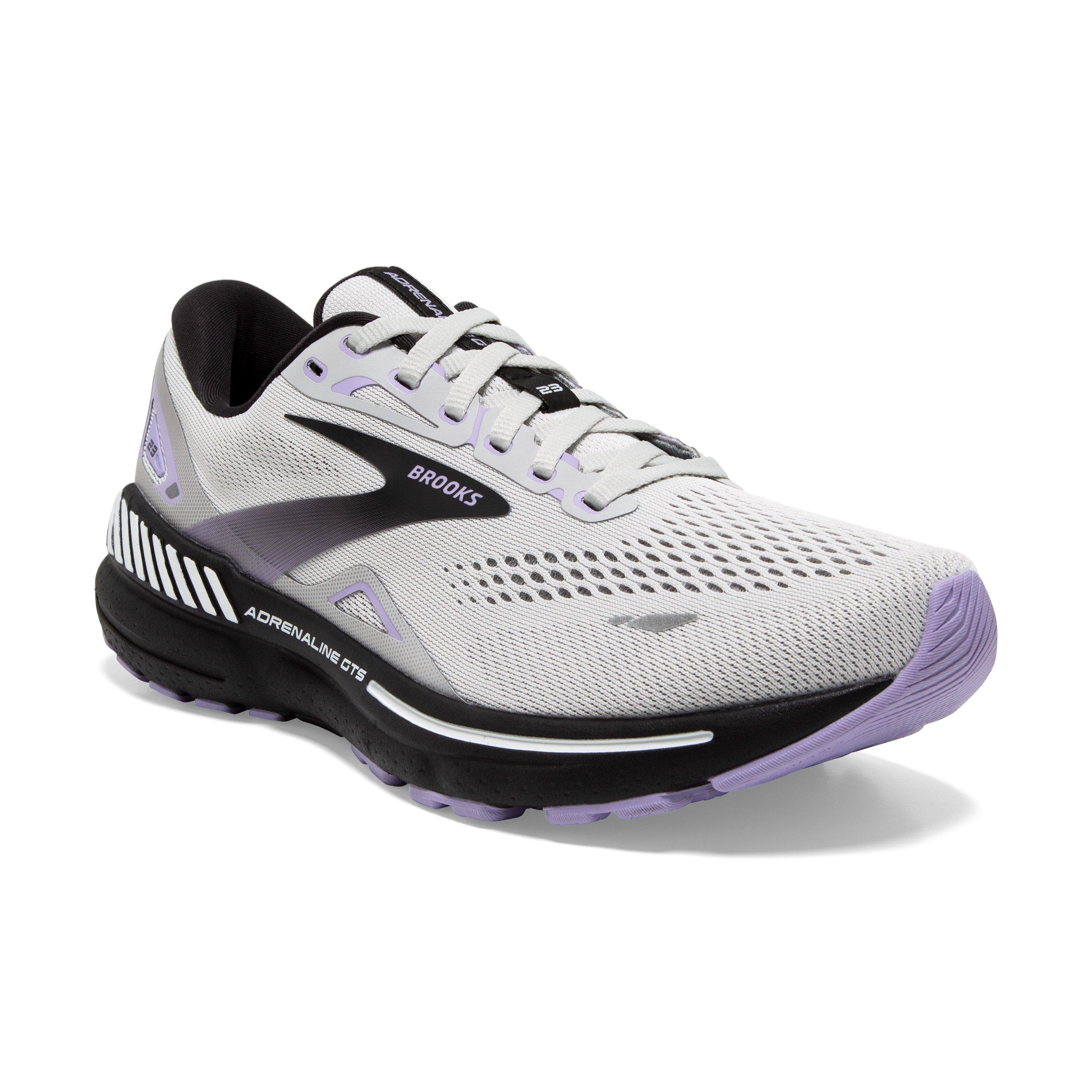 Brooks shoes at on sale hibbetts