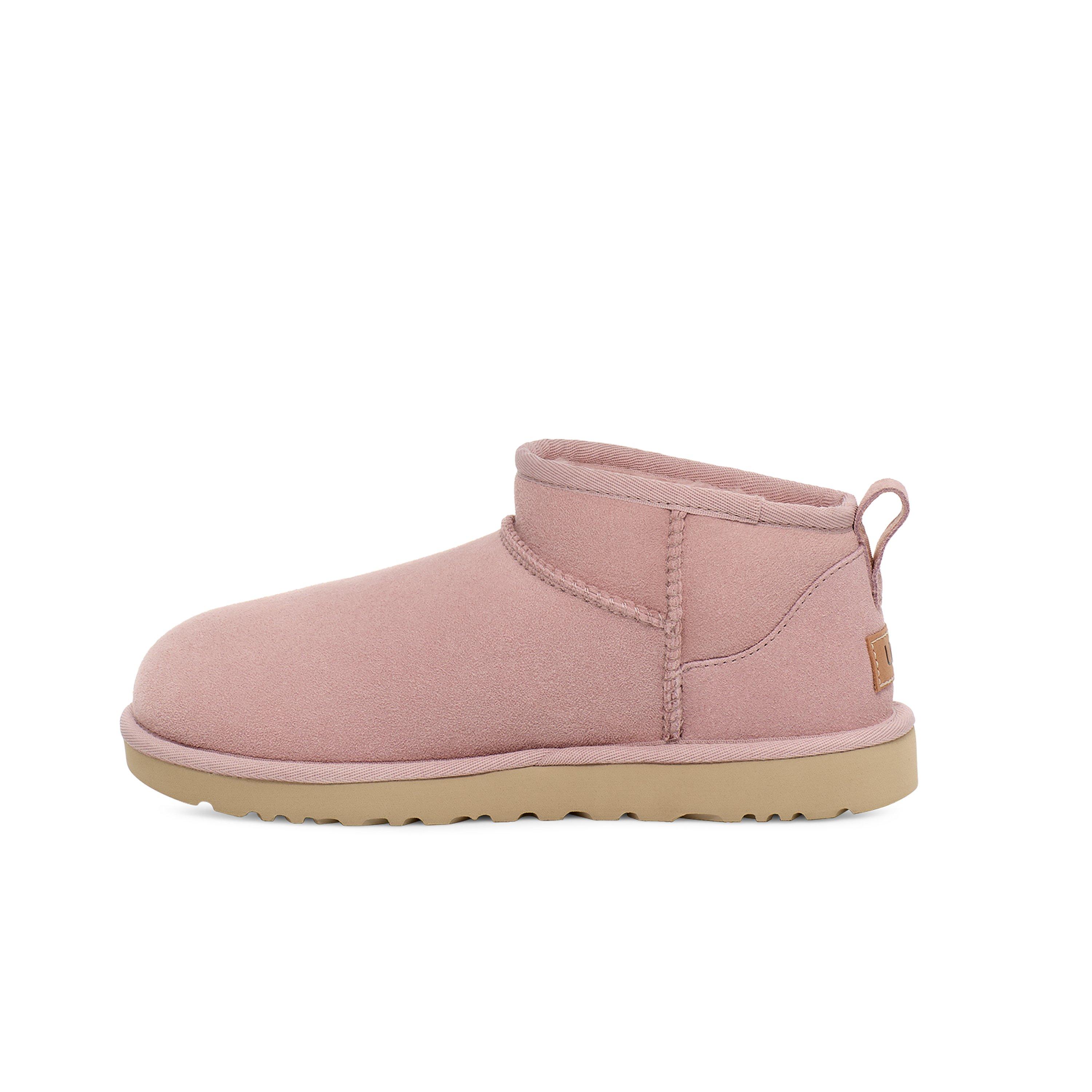 Pink hotsell ugg shoes