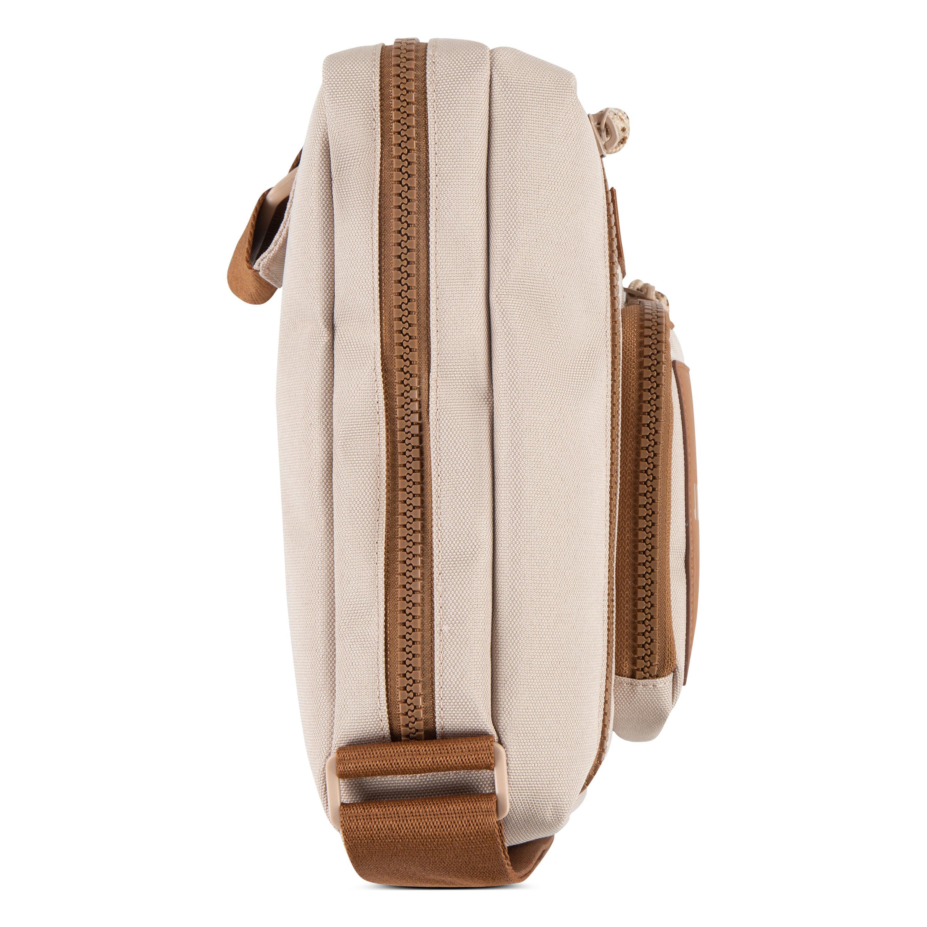 Nike Jordan Hesi Crossbody Bag (3L). Nike.com