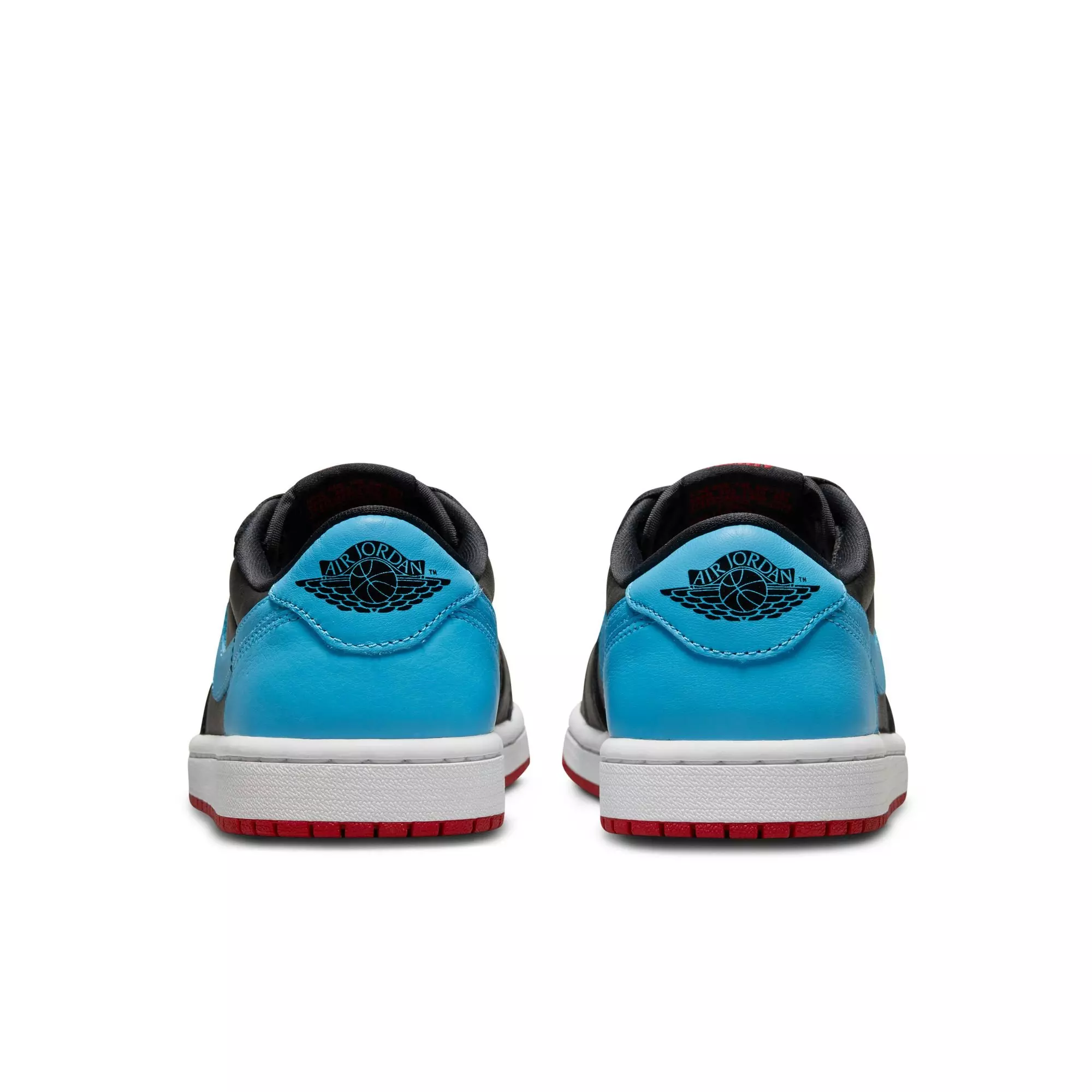 Jordan 1 Low OG "UNC to Chicago" Women's Shoe - BLACK/POWDER BLUE/GYM RED