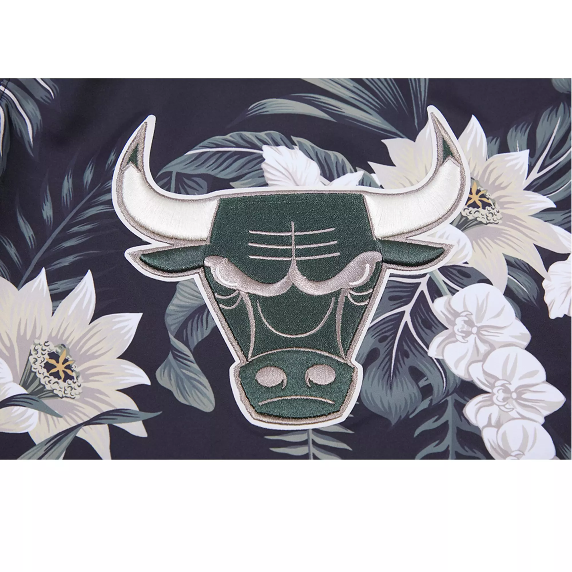 Pro Standard Men's Chicago Bulls Cabana Woven Shorts-Black - BLACK/TAN