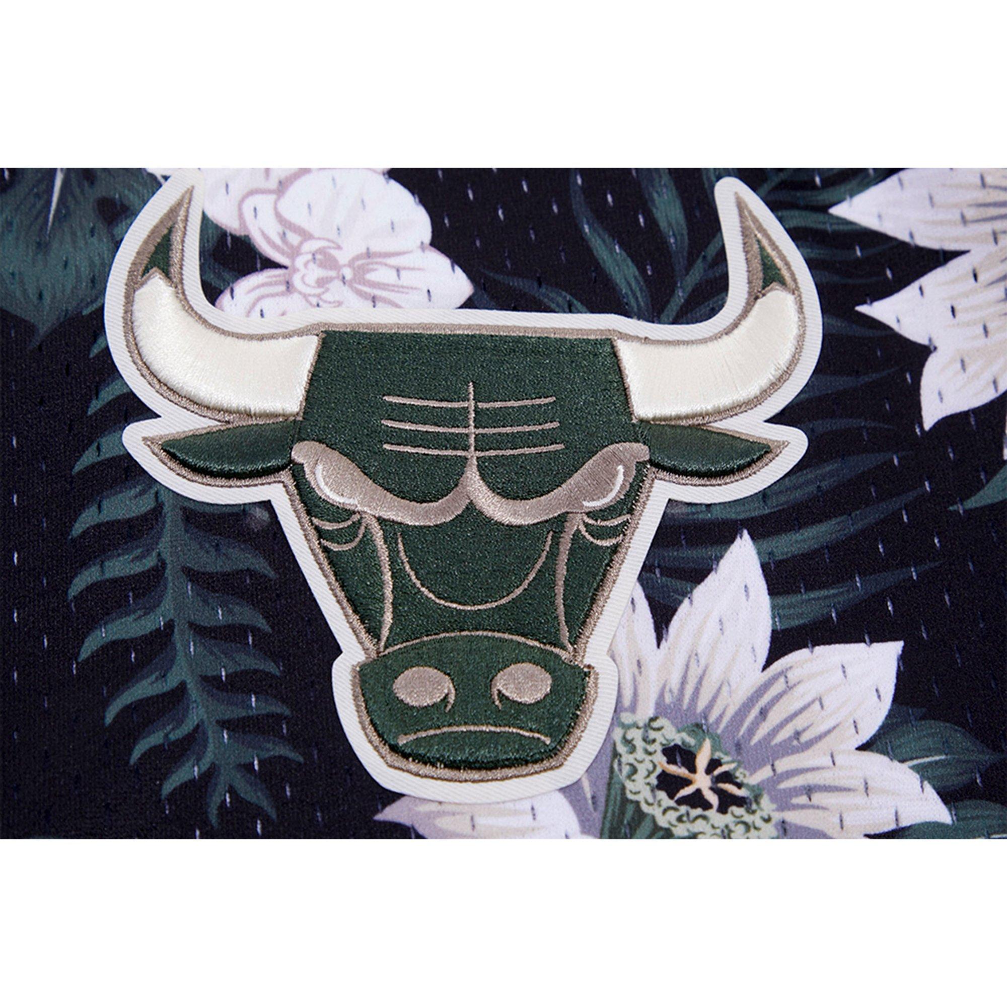 Pro Standard Men's Chicago Bulls Cabana Jersey - BLACK/TAN Thumbnail View 3