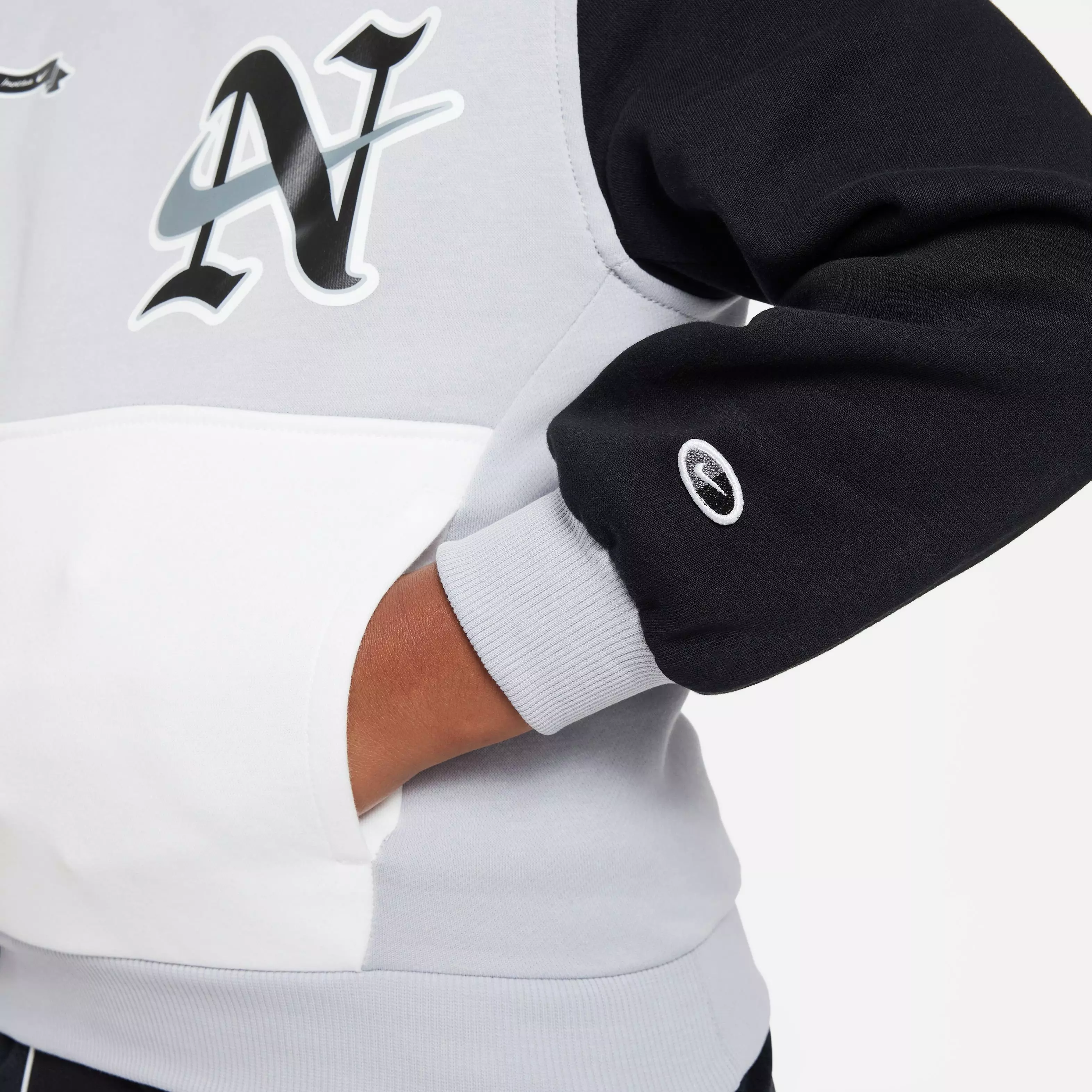 Nike Big Boys' Sportswear Club Fleece Gel Pullover Hoodie-Grey - GREY