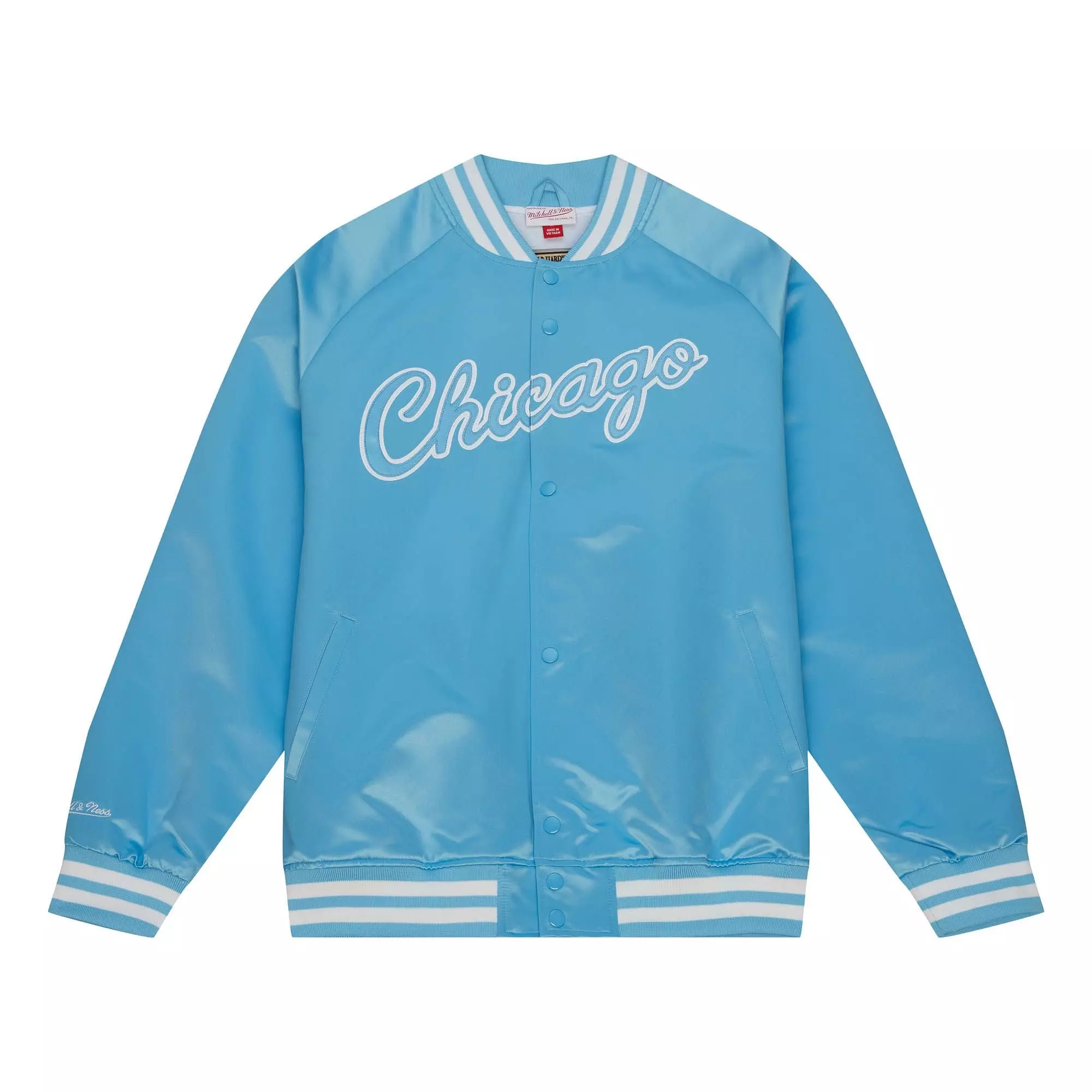 Mitchell & Ness Men's Chicago Bulls Double Clutch Lightweight Satin Jacket-Carolina Blue - BLUE