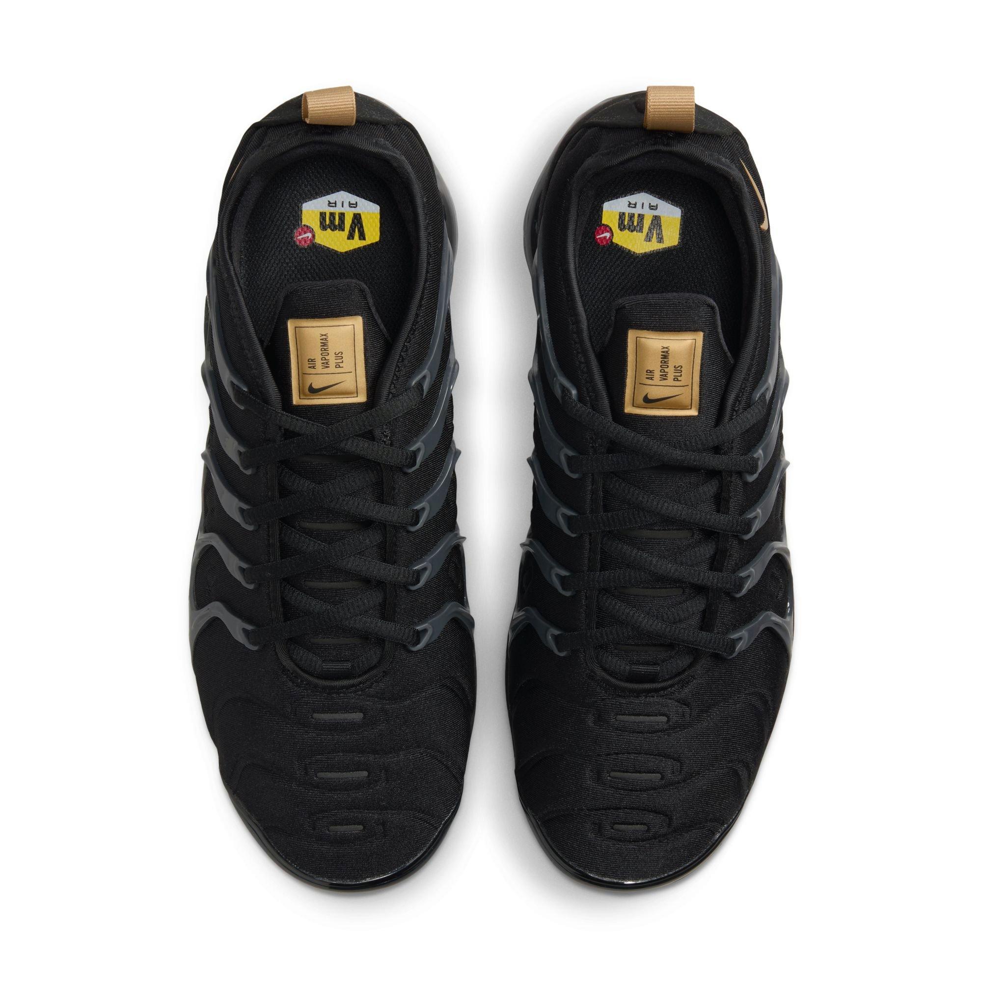 Nike Air VaporMax Plus "Black/Metallic Gold" Men's Shoe - BLACK/METALLIC GOLD/ANTHRACITE Thumbnail View 10