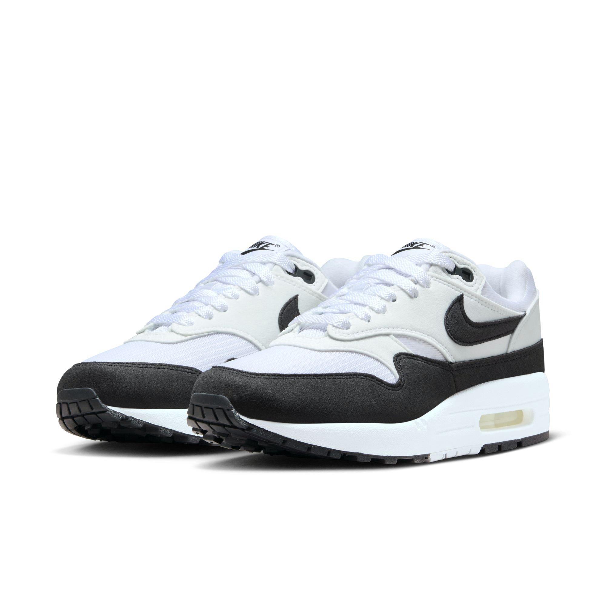 Air max 1 black on sale womens