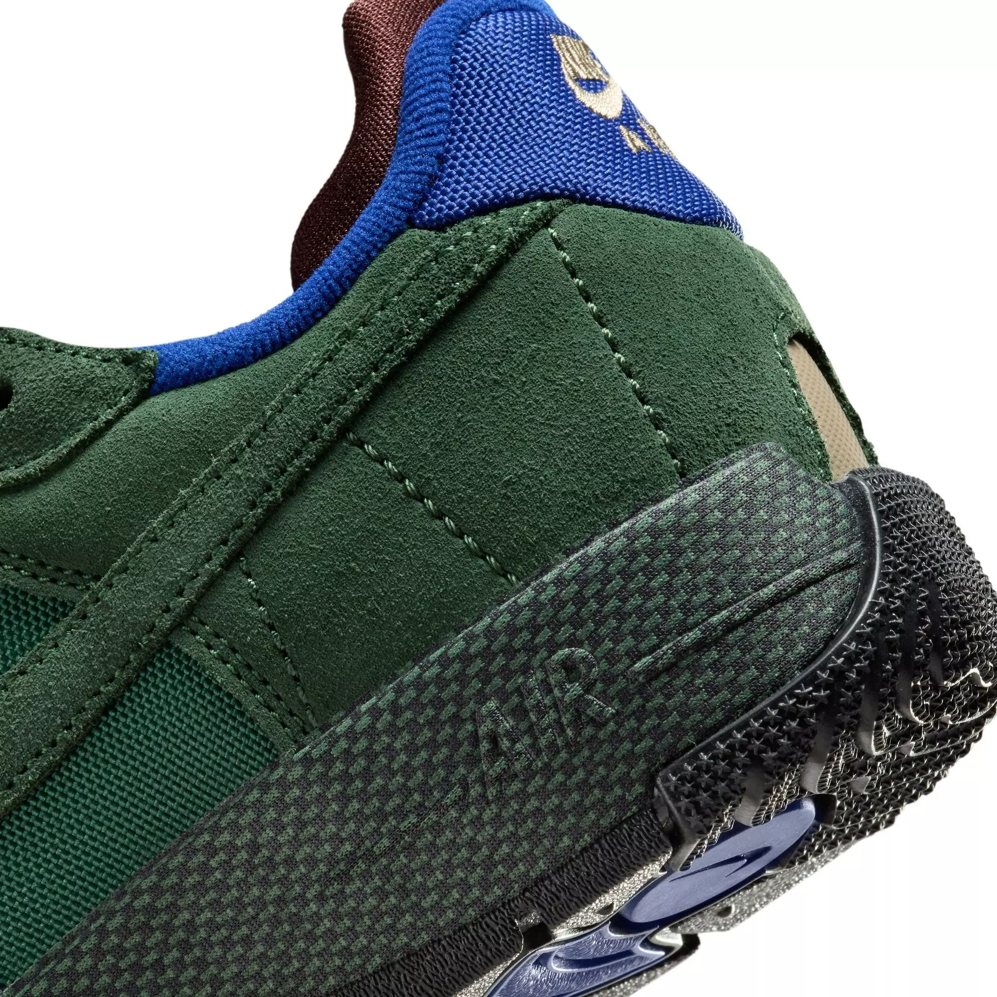 Nike Air Force 1 Wild "Fir Green" Women's Shoe - FIR/EARTH/DEEP ROYAL