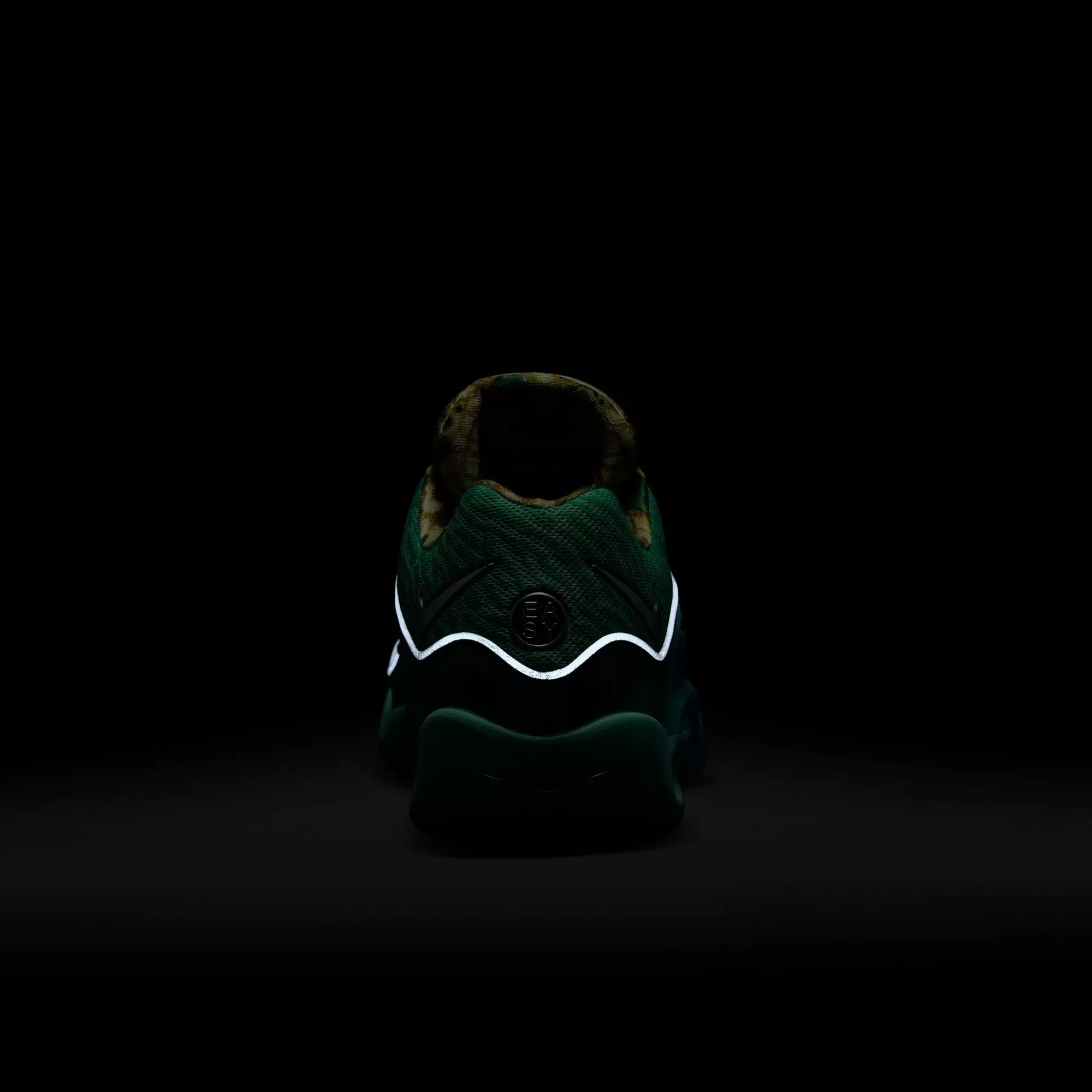 Nike KD16 "Mint Foam/Metallic Silver/Emerald Rose" Men's Basketball Shoe -  MINT FOAM/METALLIC SILVER/EMERALD RISE