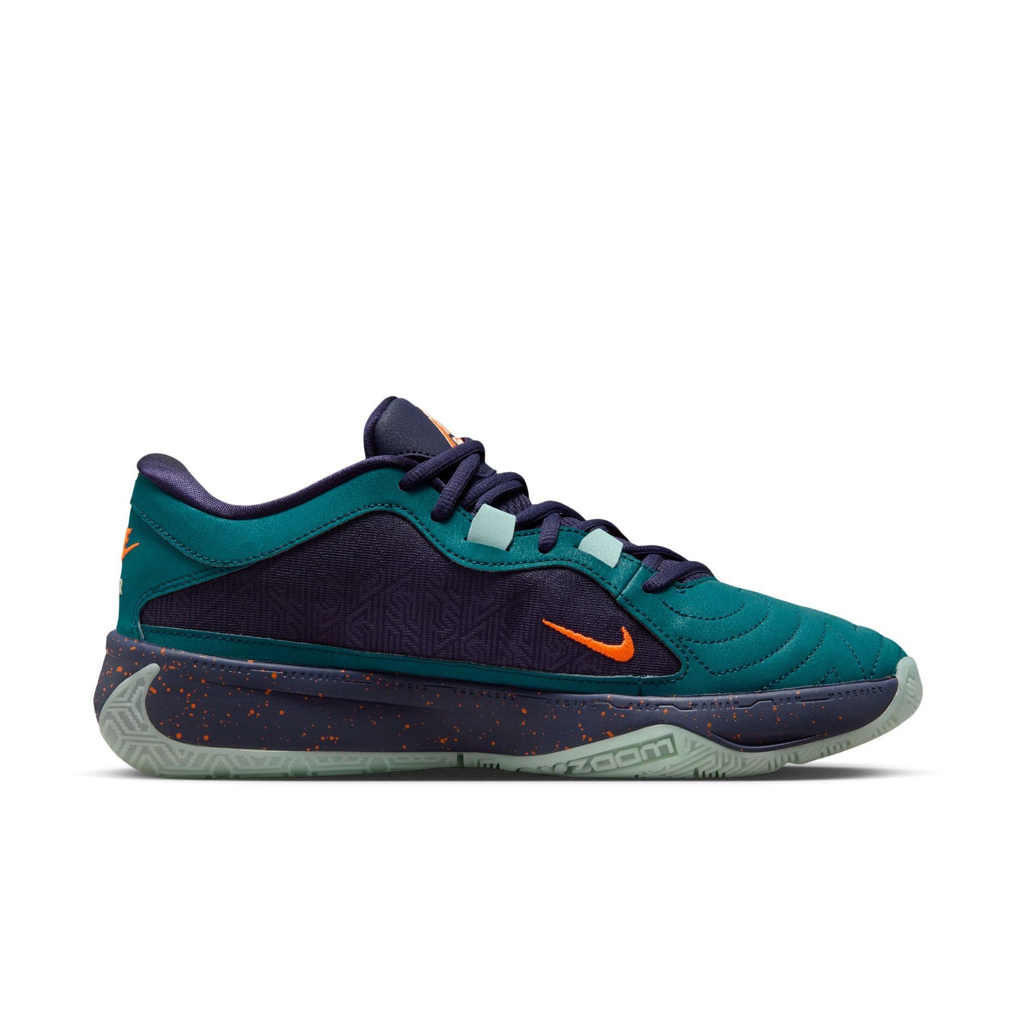 Teal basketball hot sale shoes