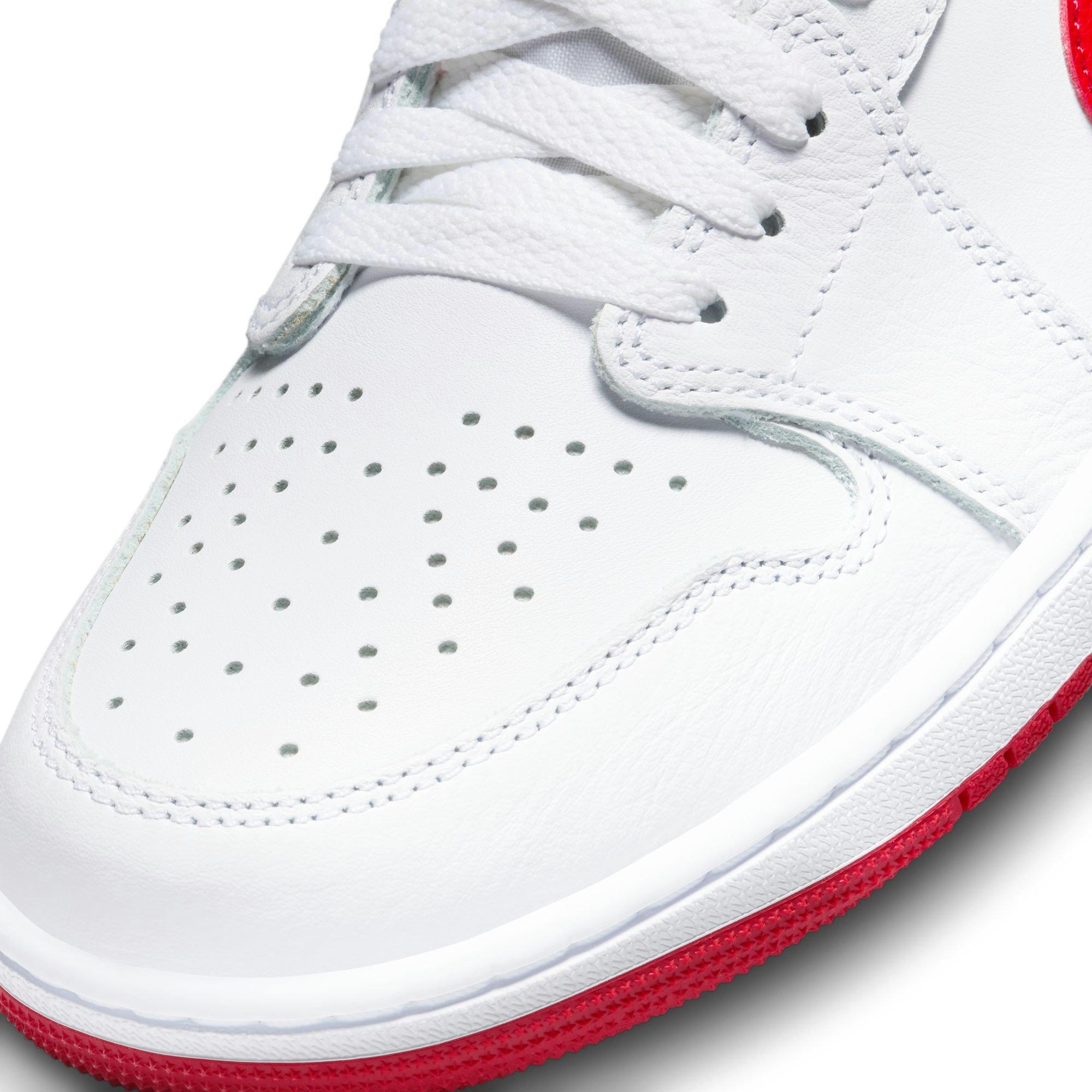 Jordan 1 Low OG Black Toe Men's Shoe - Hibbett