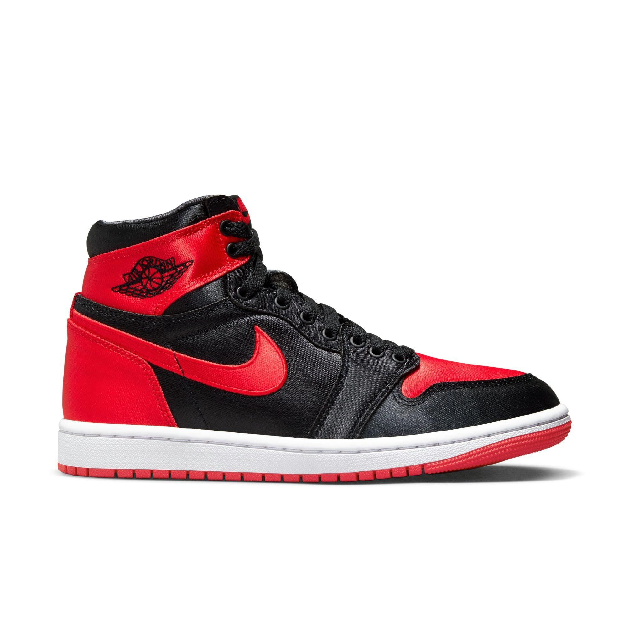 Jordan 1 hibbett on sale sports