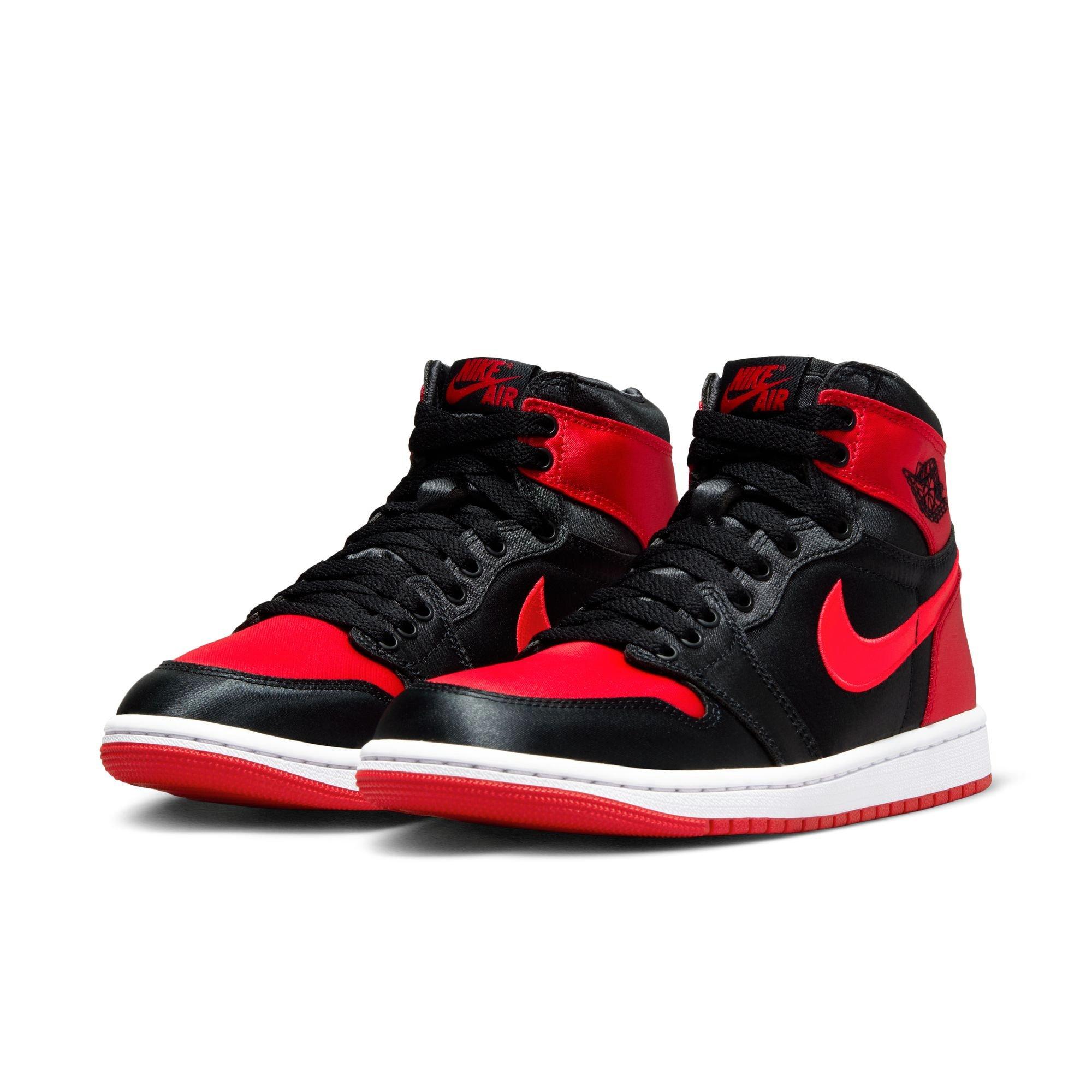 Jordan 1 Retro High OG "Satin Bred" Women's Shoe - BLACK/UNIVERSITY RED/WHITE Thumbnail View 3