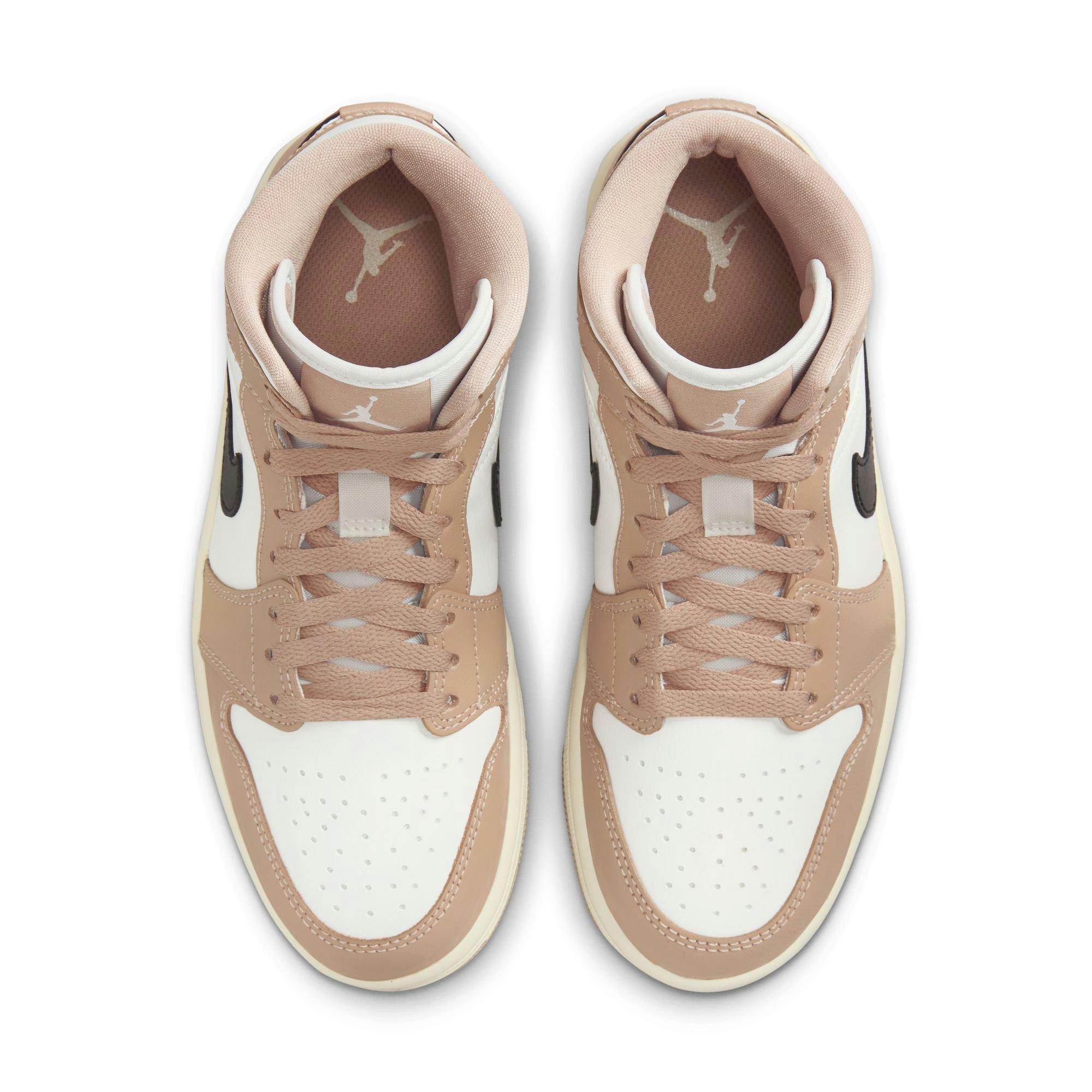 Jordan 1 Mid "Sail/Desert" Women's Shoe - SAIL Thumbnail View 7