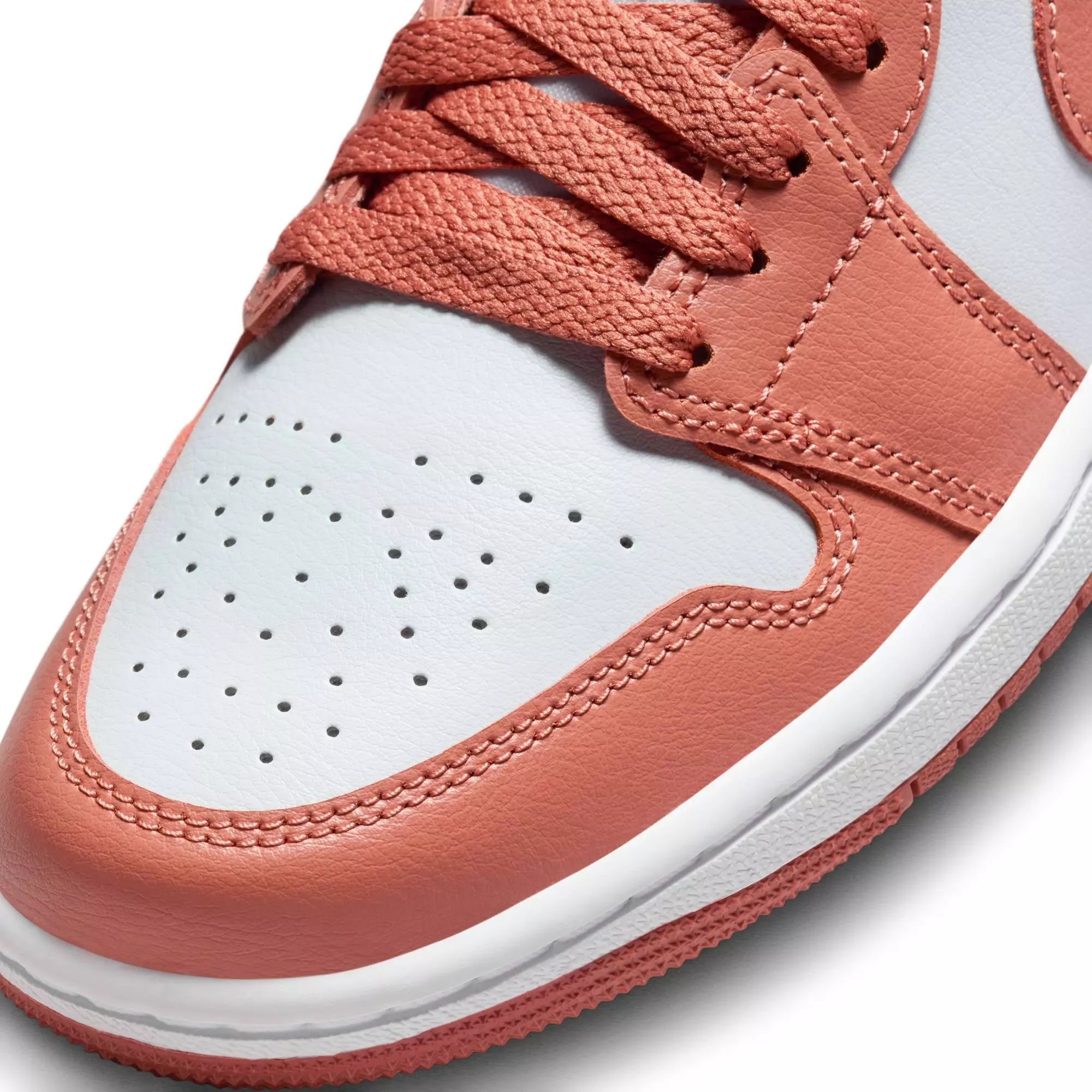 Jordan 1 Low "Platinum/Sky J Orange" Women's Shoe - SILVER/ORANGE
